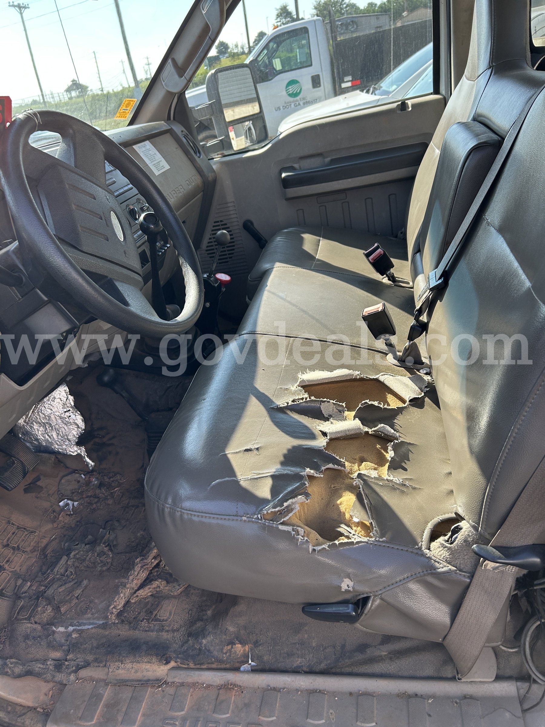 2008 Ford F-550 Ford F-550 Government Surplus Auction - Photo #2