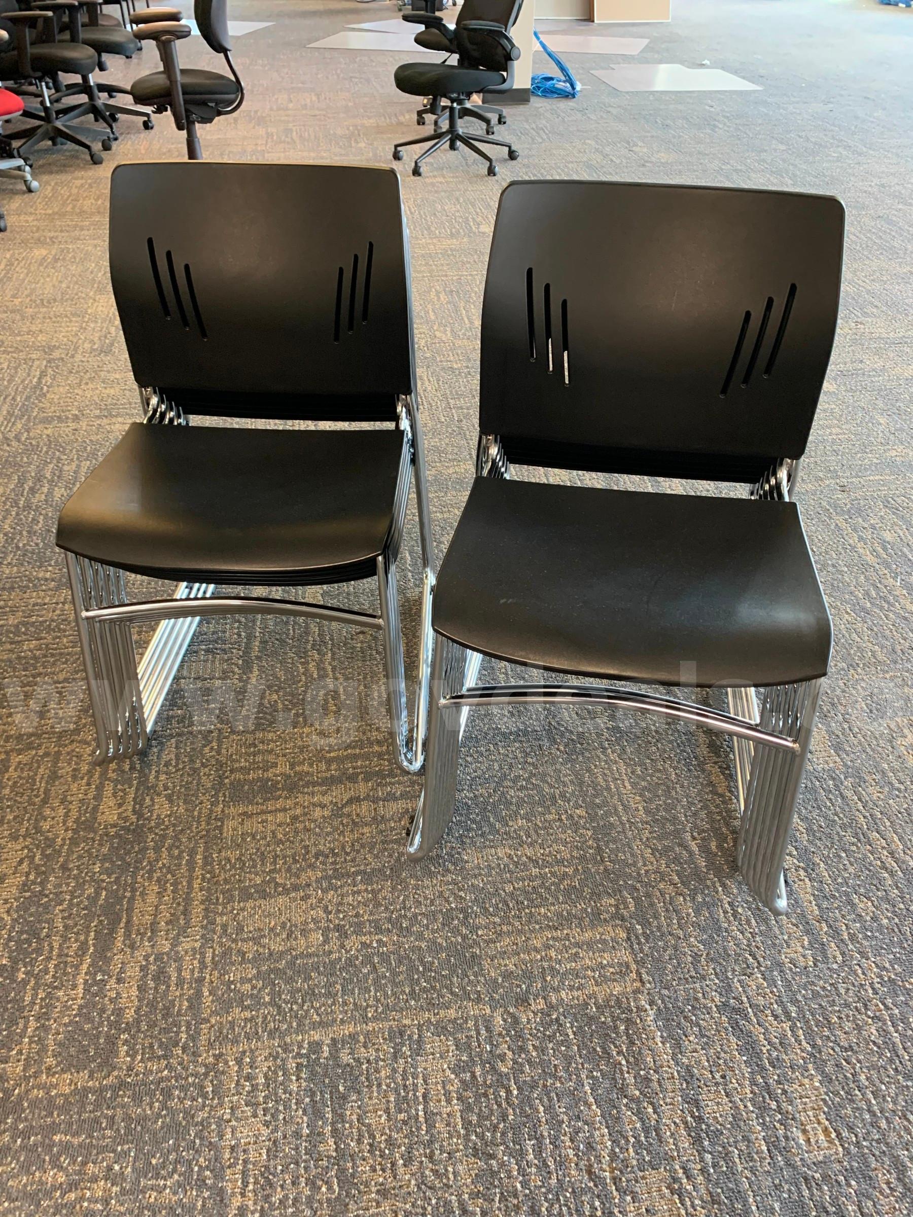 ELEVEN office chairs   Government Surplus Auction - Photo #2