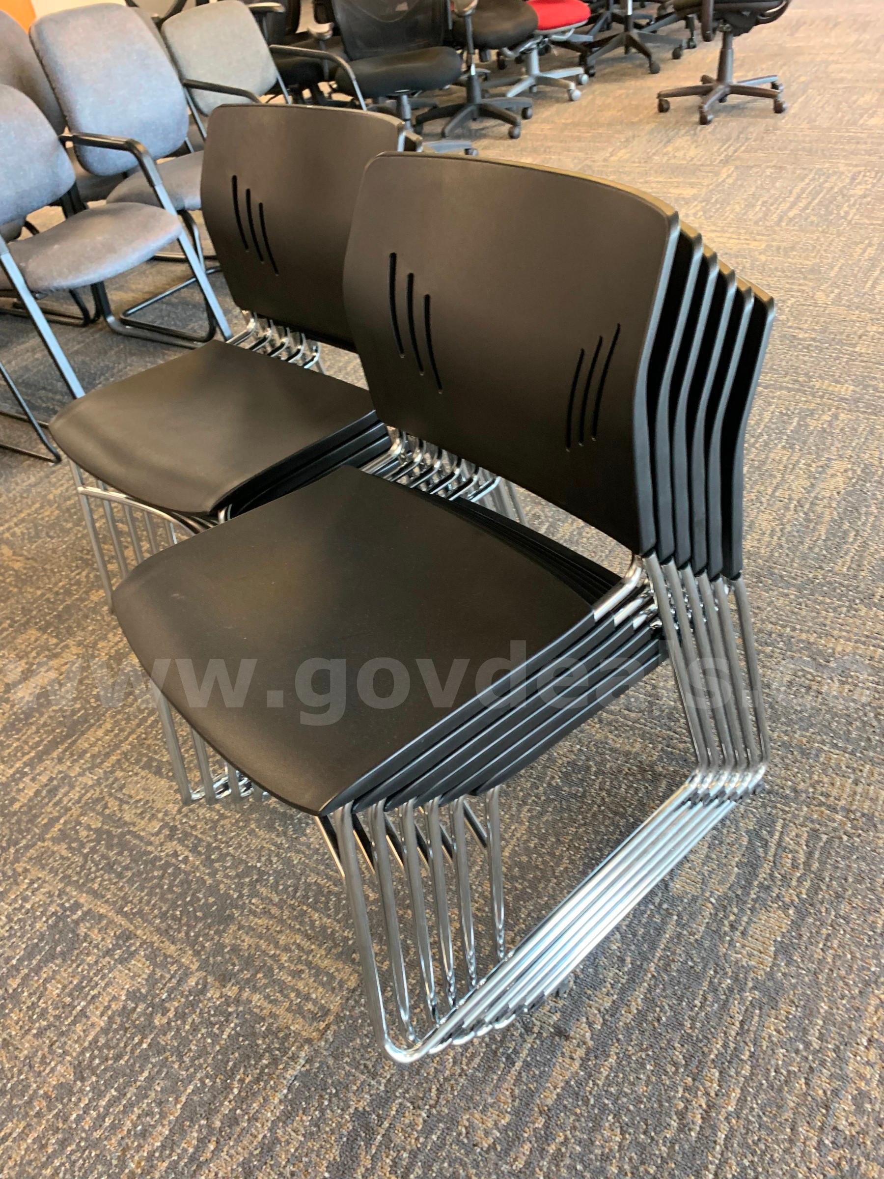 ELEVEN office chairs   Government Surplus Auction - Photo #3