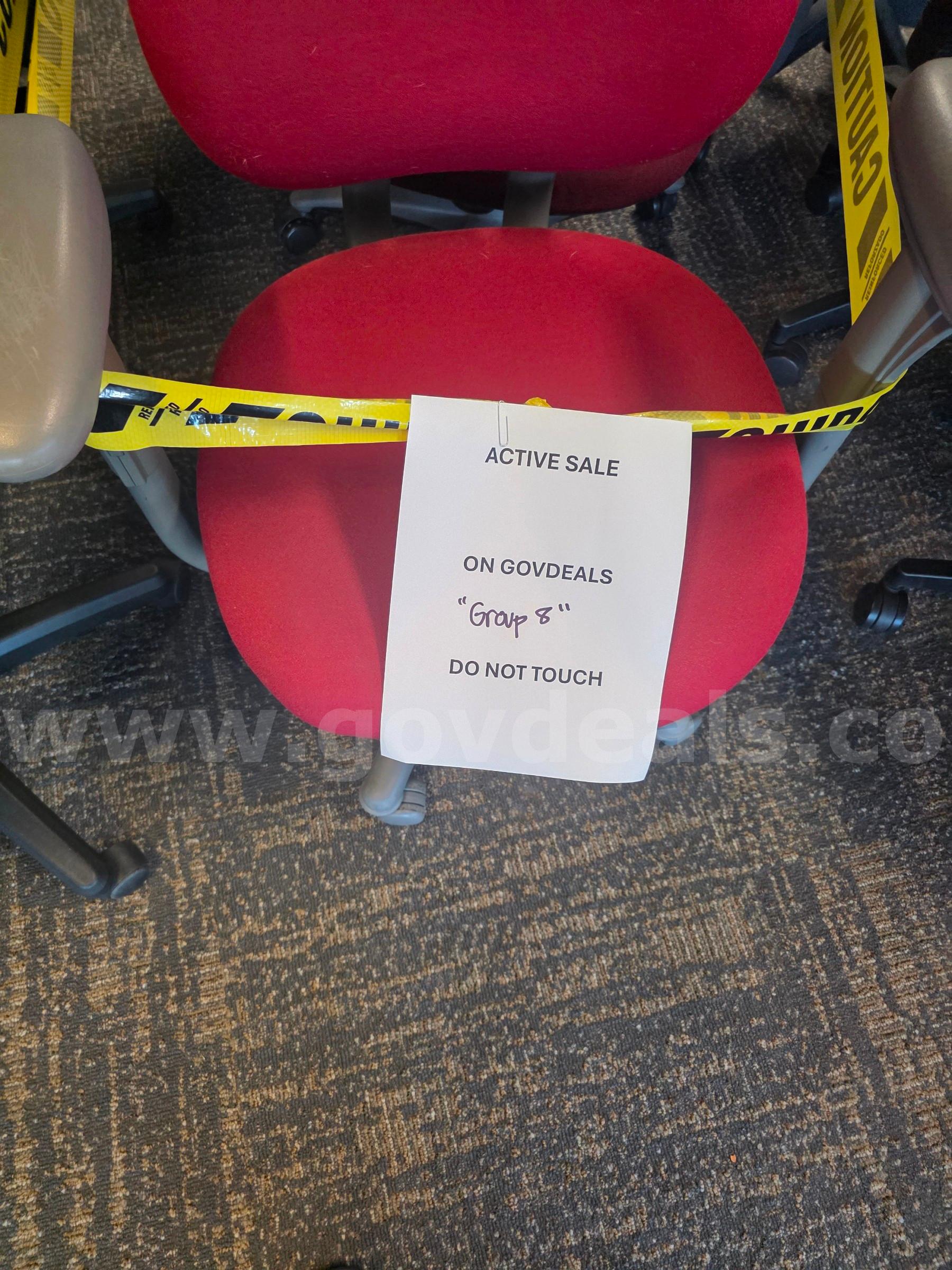 3 office chairs   Government Surplus Auction - Primary Photo