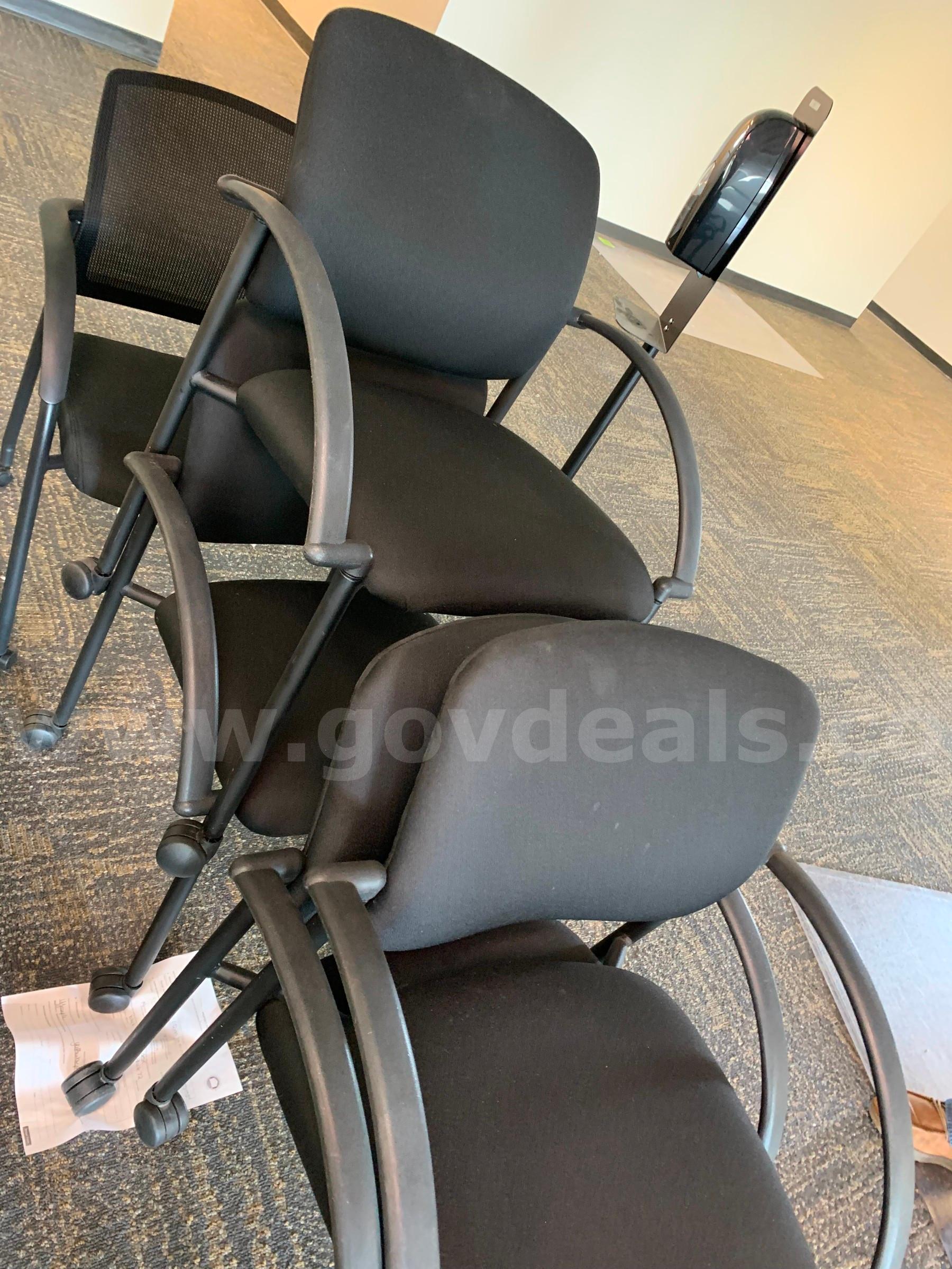 5 black office chairs   Government Surplus Auction - Photo #2