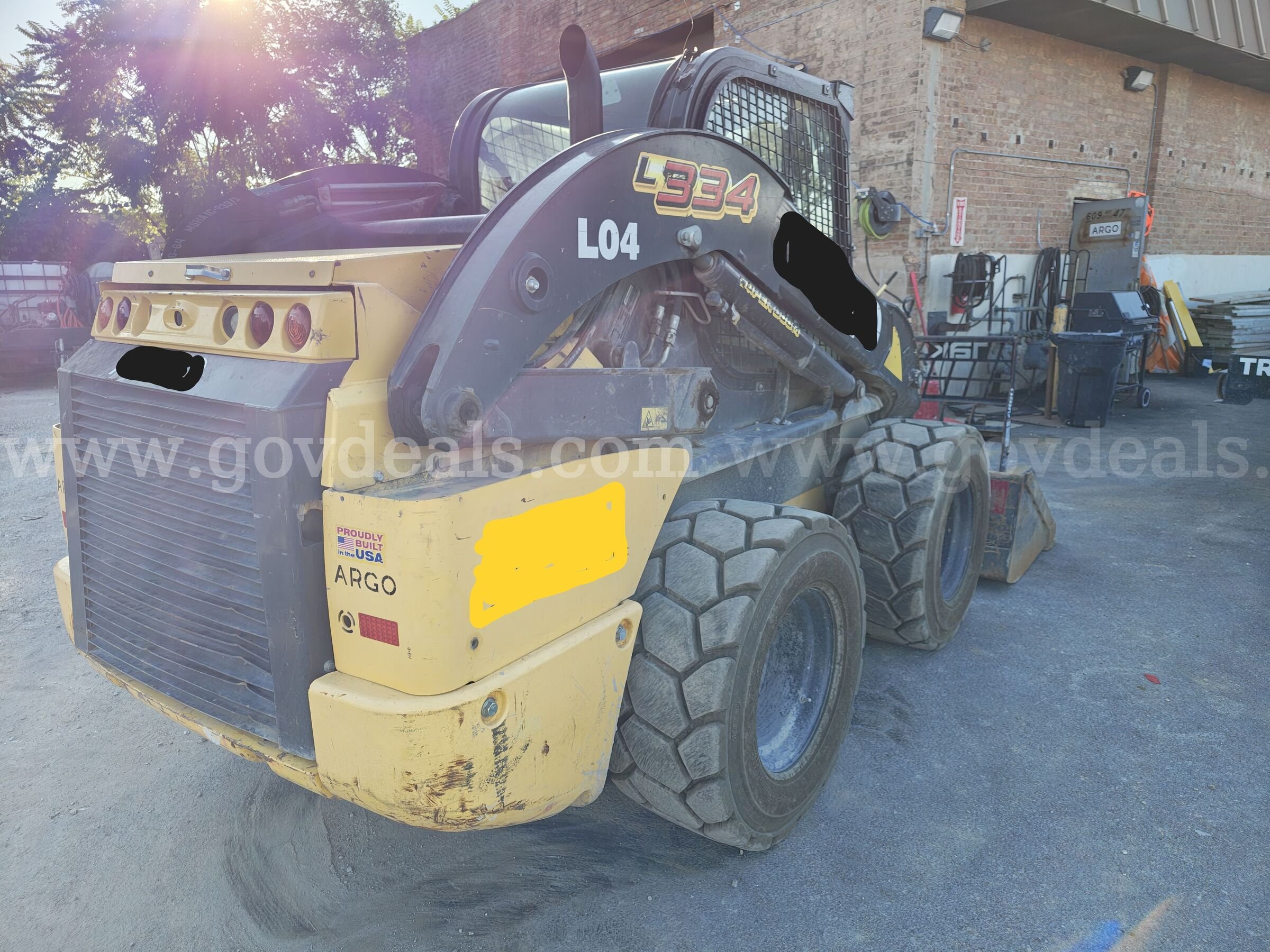 2021 New Holland L334 Skid Steer New Holland L334 Government Surplus Auction - Photo #5
