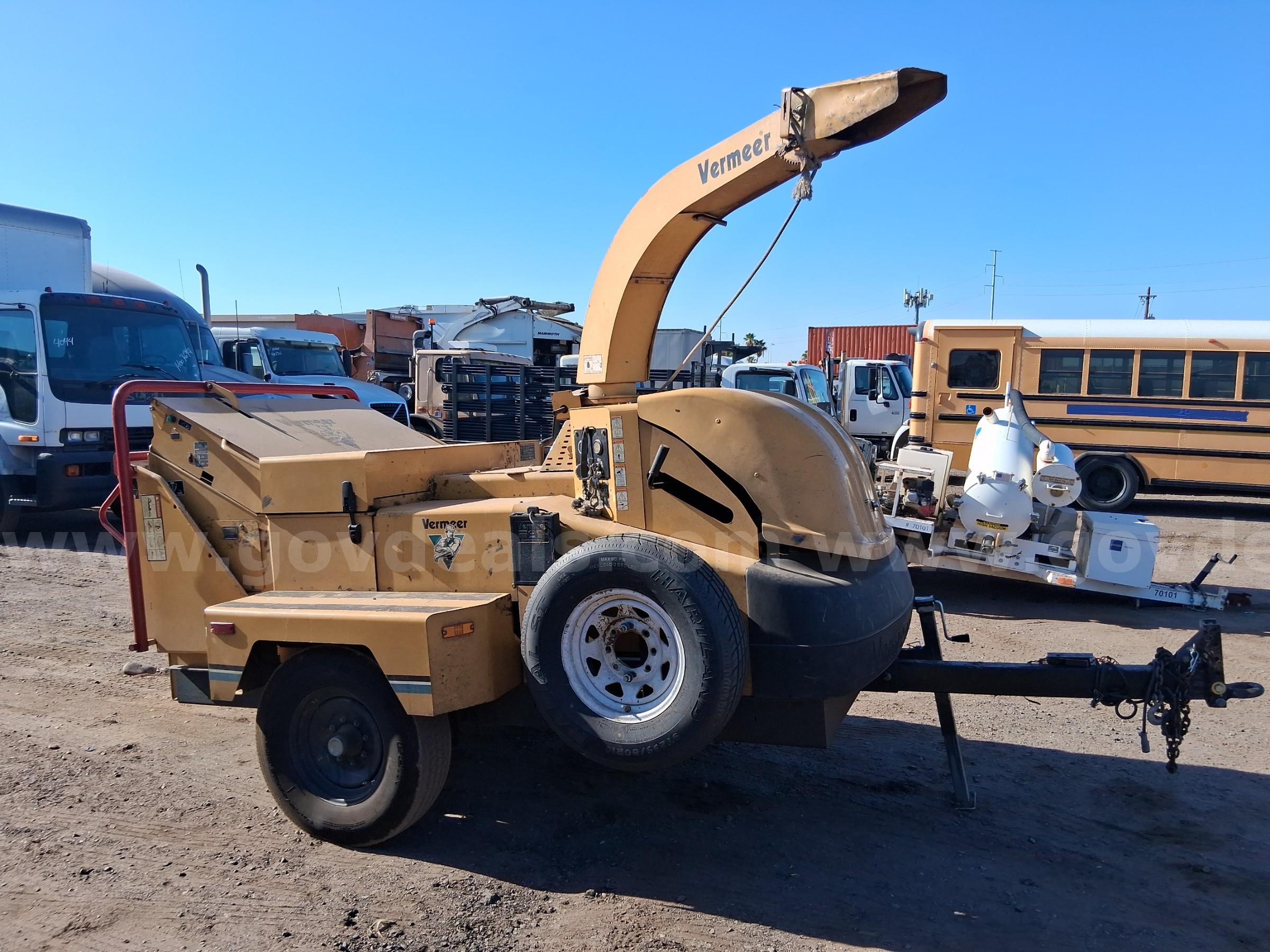 2003 Vermeer BC1400 Wood Chipper Vermeer Corporation BC1400 Government Surplus Auction - Photo #6