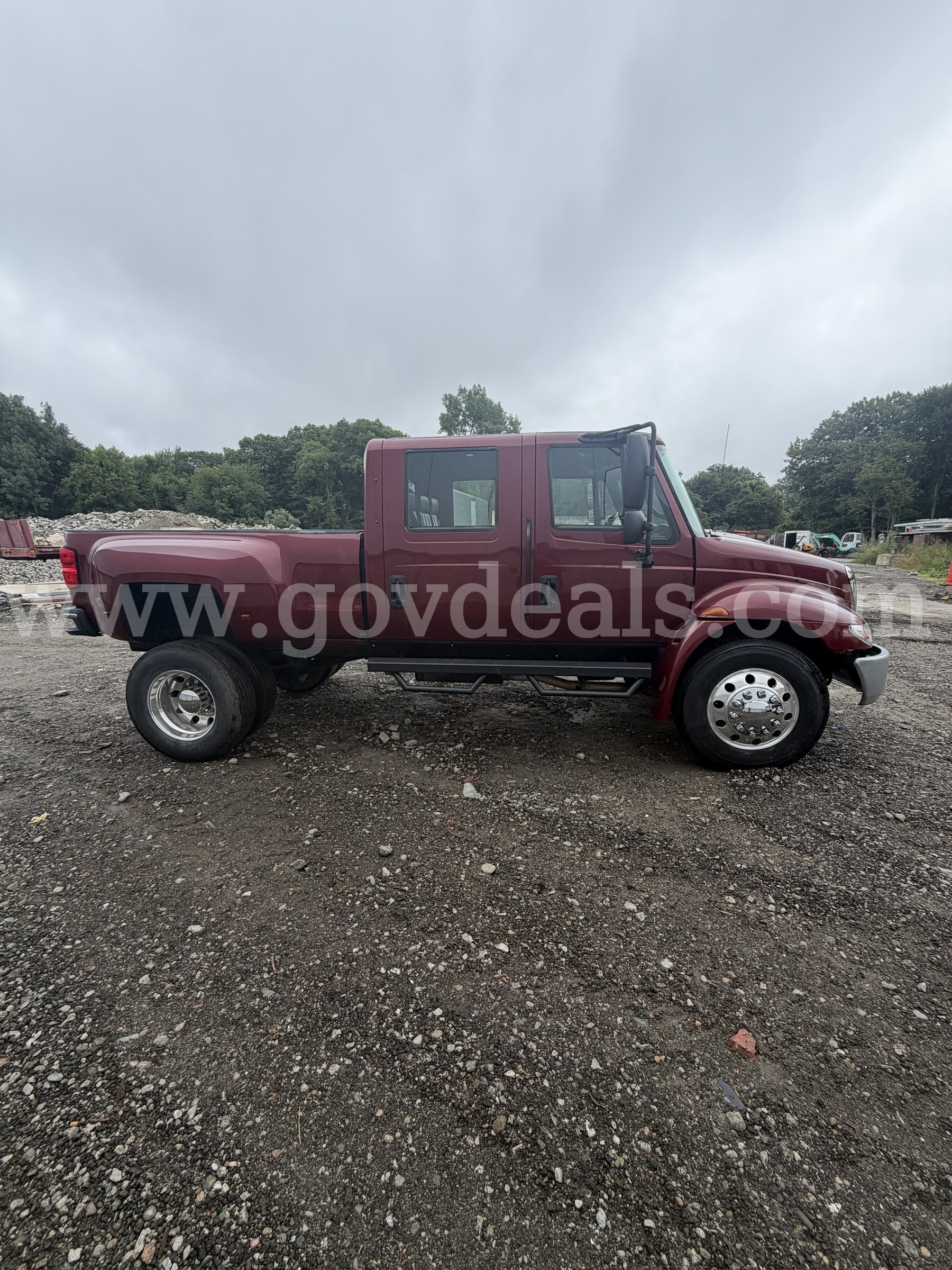 2004 International 4300 Pickup Truck International 4300 Government Surplus Auction - Photo #4
