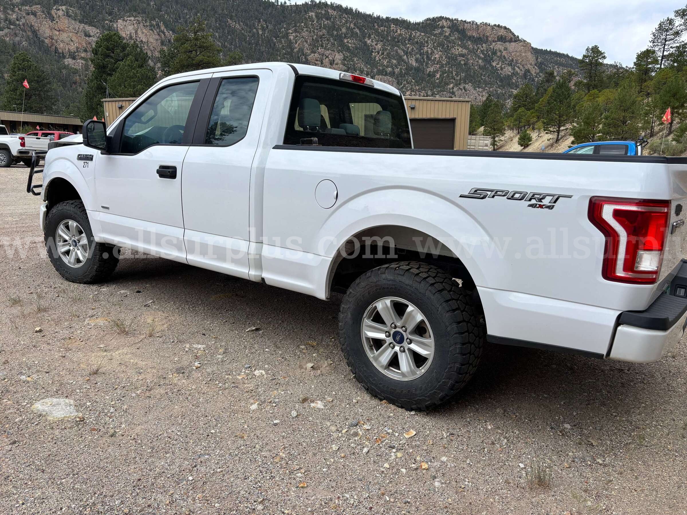 2017 Ford F-150 XL SuperCab 6.5-ft. Bed 4WD Ford F-150 Government Surplus Auction - Primary Photo