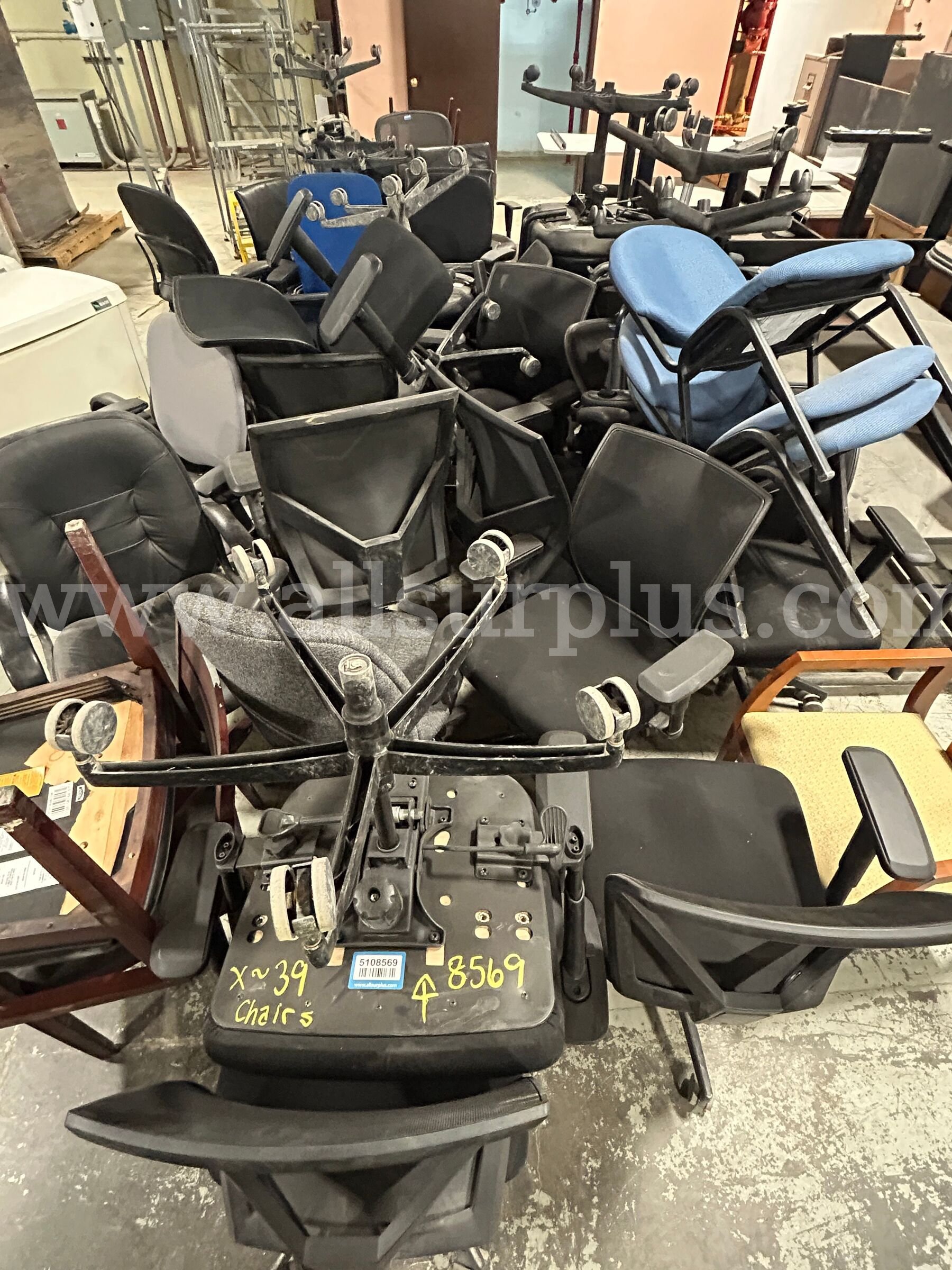 Office Chairs, Office Desks/Tables, Filing Cabinets, Whiteboards, HP Office Printer. Qty1 LOT, No Reserve HP  Government Surplus Auction - Primary Photo