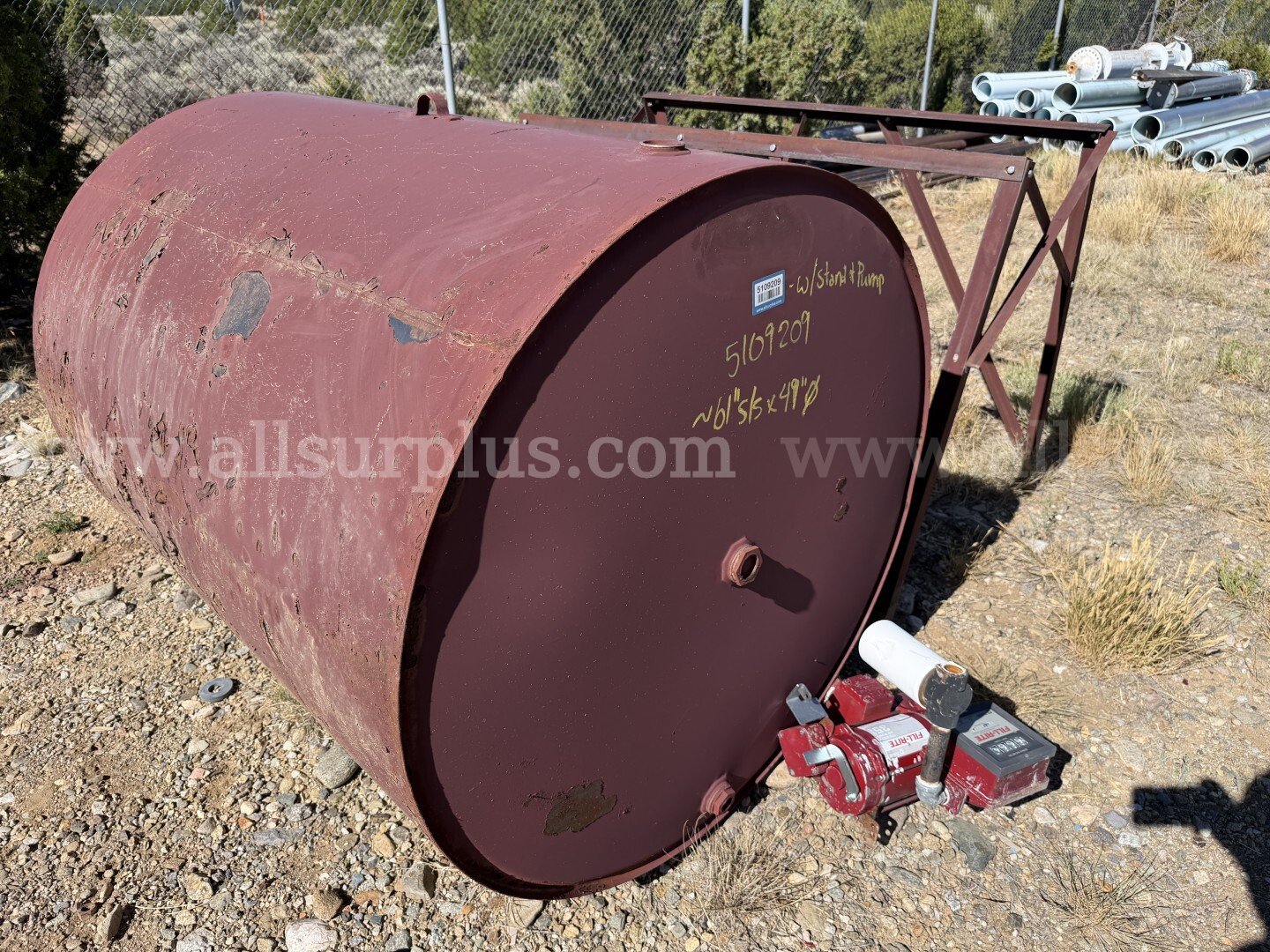 Fuel Tank, Propane Tank 250psi 250 Gal, Poly Water Tank, Precharged Water System Tanks qty2,Man,basket,Tool Box,sheds.  250psi Government Surplus Auction - Primary Photo