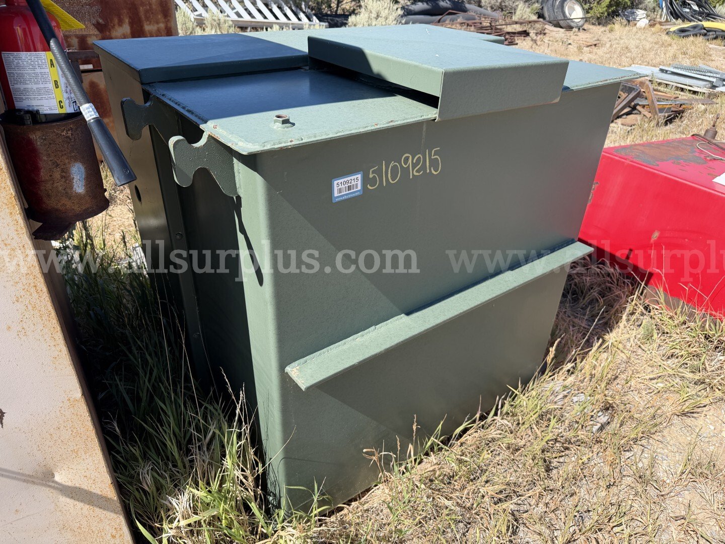 Pad Mount Transformer, 75KVA, 4160D HV 480Y/277 LV, Cutler Hammer, Qty 1 Cutler Hammer 4160D Government Surplus Auction - Photo #6