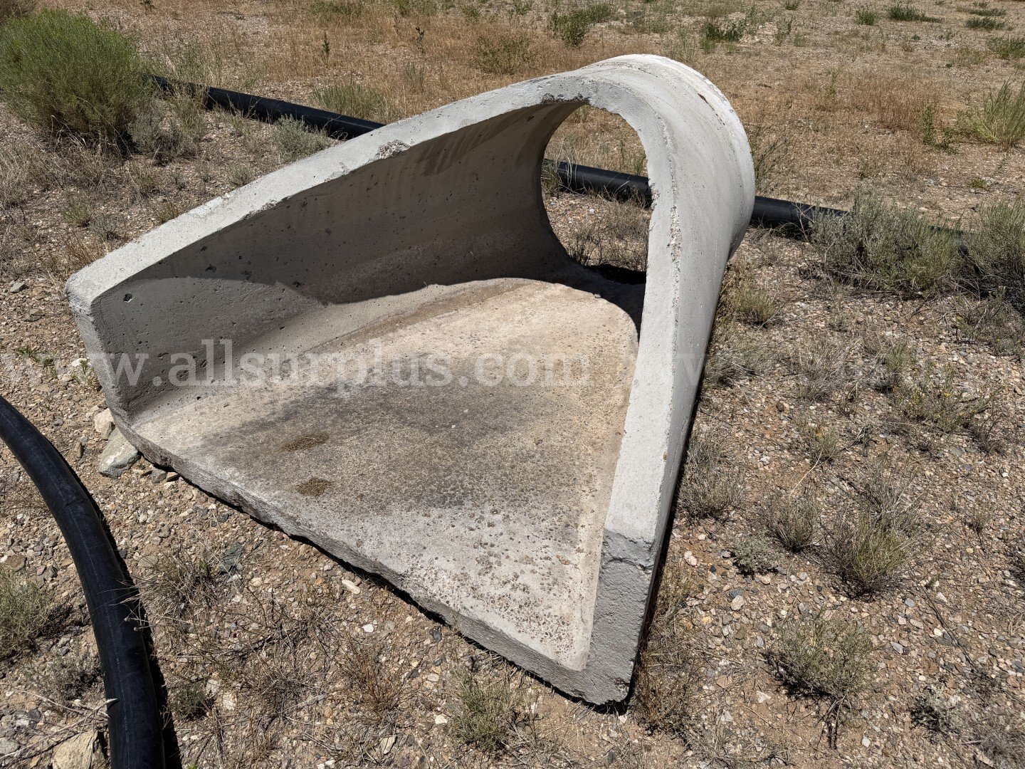 Concrete Drainage Pipe and Barriers, 30in Dia x 100in Pipe, Qty 52 Pcs, Parking Stops, Qty 76pcs, 1 LOT  100in Government Surplus Auction - Photo #6