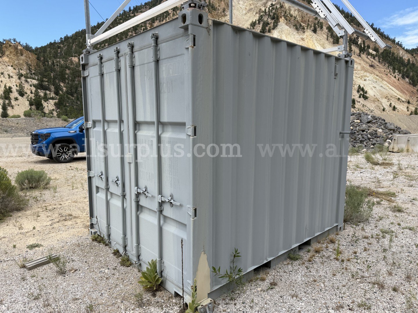 Shipping Container with Solar Power Generation Equipment, 10ft x 8.5ftx 8ft, Qty 1 Unit   Government Surplus Auction - Photo #4