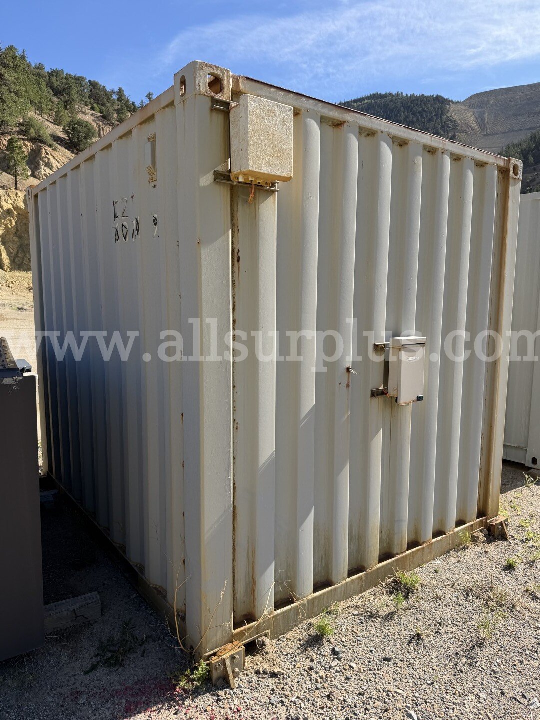 Connex Shipping Container with Solar Power Generation Equipment, 10ft, Qty 1 Unit   Government Surplus Auction - Photo #5