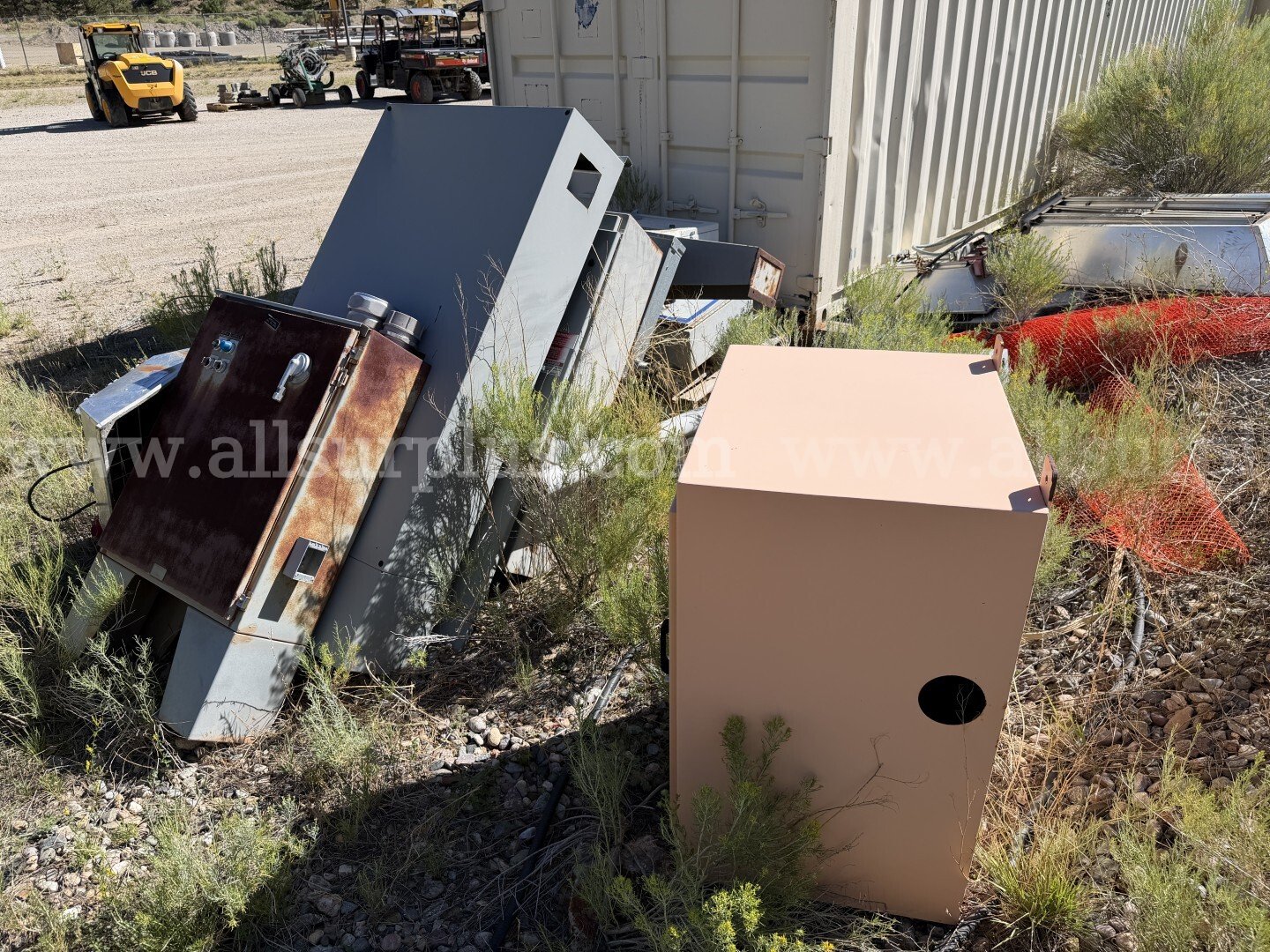 Electrical Equipment, Cable, Switches, Transformers, Control Panels, Lights, and Space Heaters, Qty 1 Lot   Government Surplus Auction - Photo #4