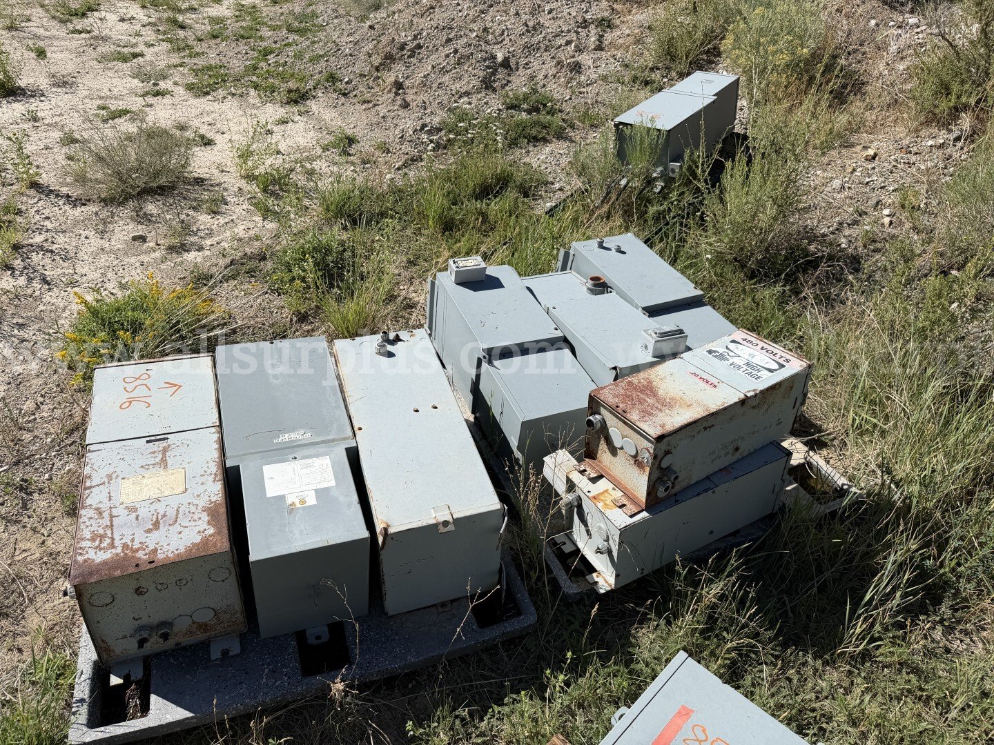 Electrical Equipment, Cable, Switches, Transformers, Control Panels, Lights, and Space Heaters, Qty 1 Lot   Government Surplus Auction - Photo #6