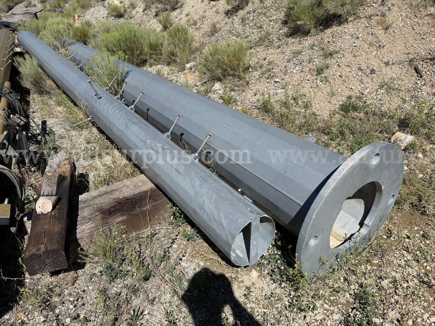 Antenna Towers, Galvanized Steel 2 Pc Towers, 60ft Units, Qty 3 Towers 30ft Sections   Government Surplus Auction - Photo #3