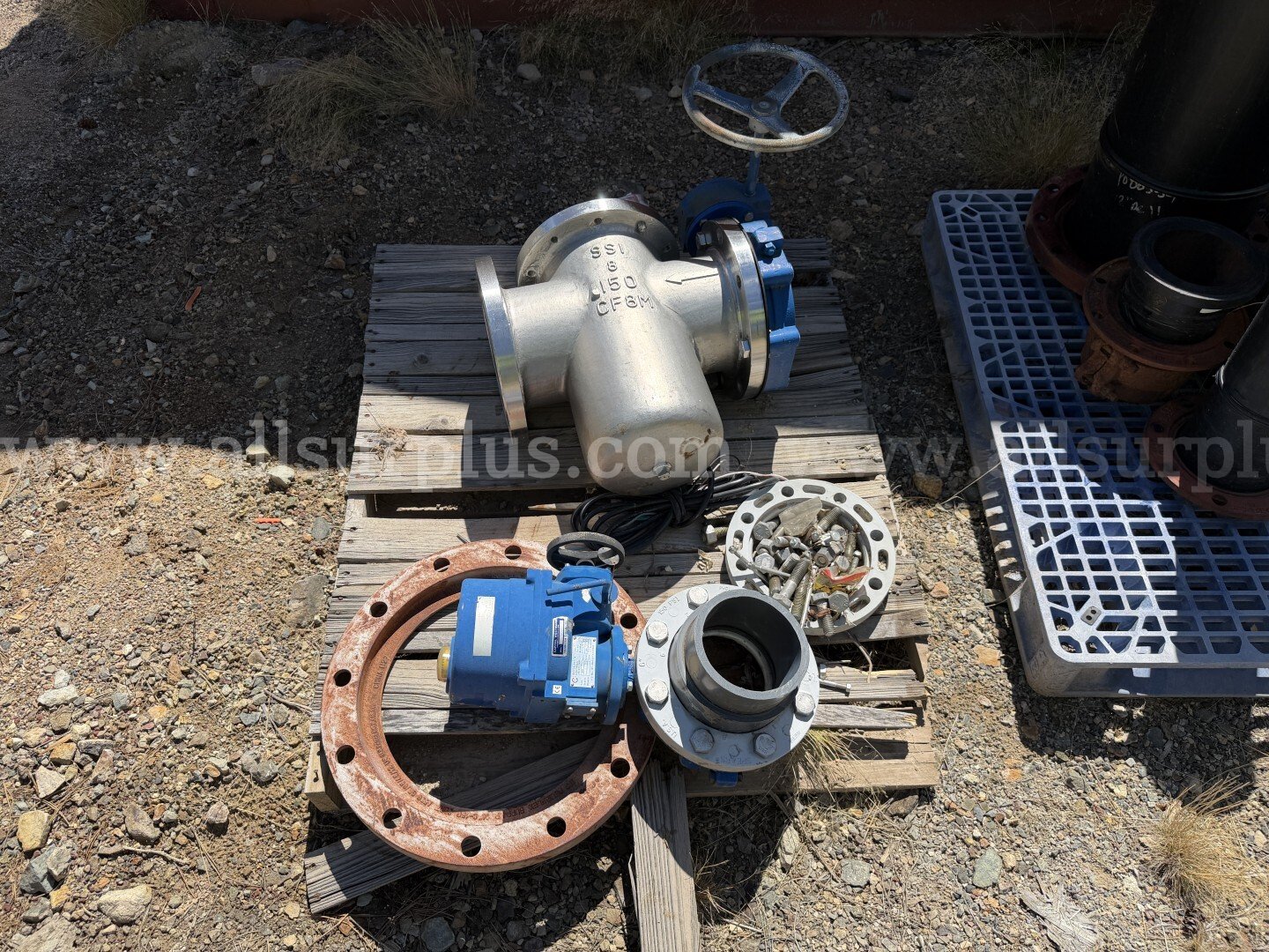 Valves, HDPE, Flow Tube, Fittings, Safety Storage Cabinet, Parking Stops, Magnetic Flow Meter, Qty ~50 pcs   Government Surplus Auction - Photo #3