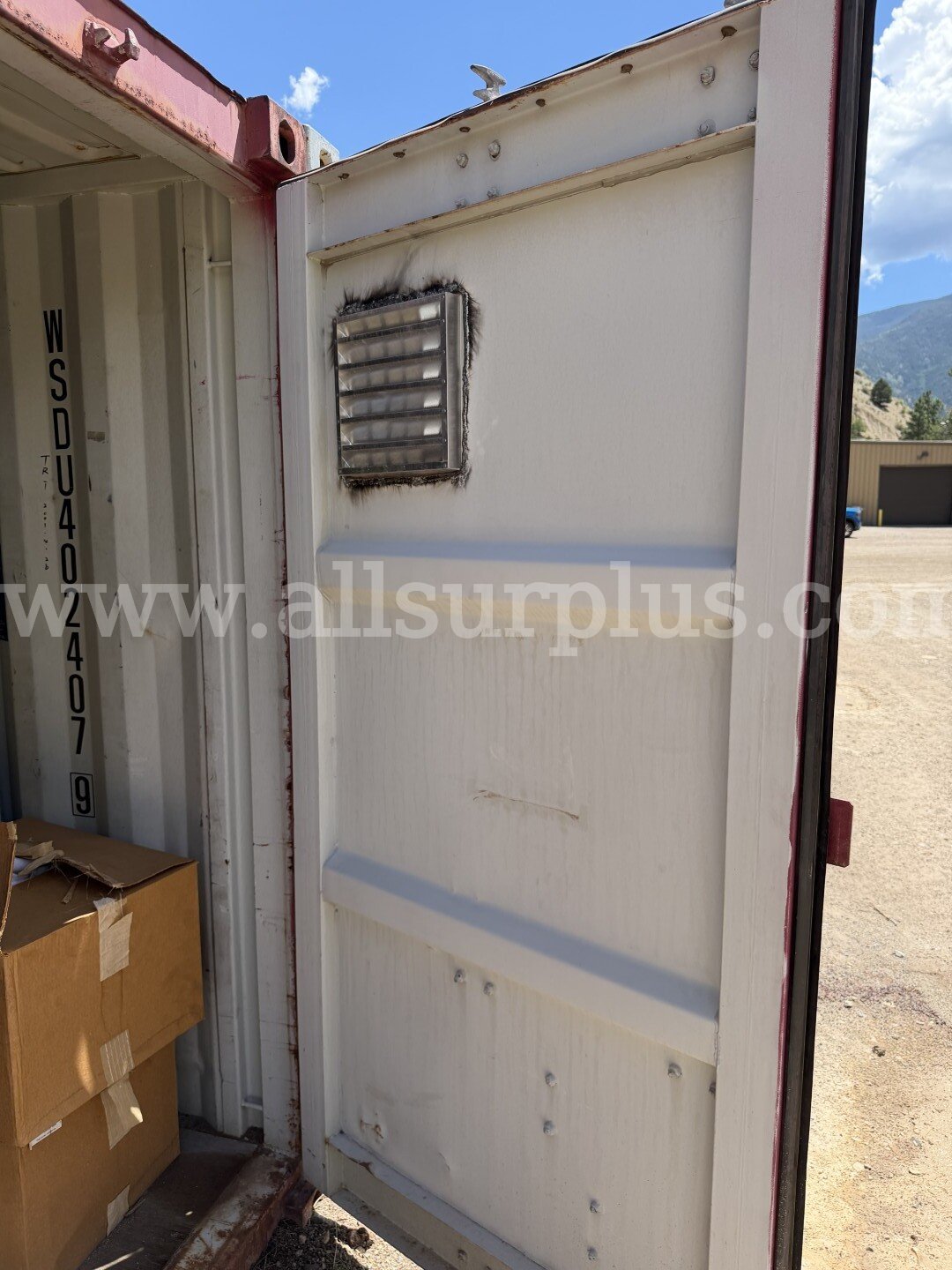 Shipping Container 40ft x 8.5ft x 8ft, With Contents, Qty 1. Shanghai Pacific Interna  Government Surplus Auction - Photo #4