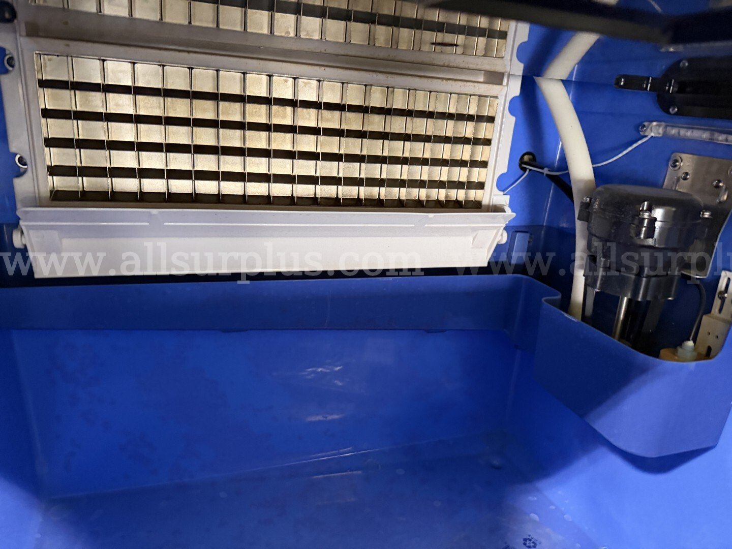 Ice Makers Qty3, Portable Warehousing Stairs, Air Conditioner Qty1, Electrical Heater and Port A Cool, Dayton, Qty 3 Pcs   Government Surplus Auction - Photo #6