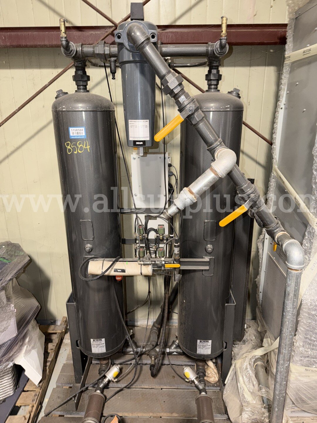 Heatless Desiccant Dryer, Parker, Dual Chamber, Skidded, Model: TW250BY14NNN, Qty 1 Parker Airtek TW250BY14NNN Government Surplus Auction - Photo #3