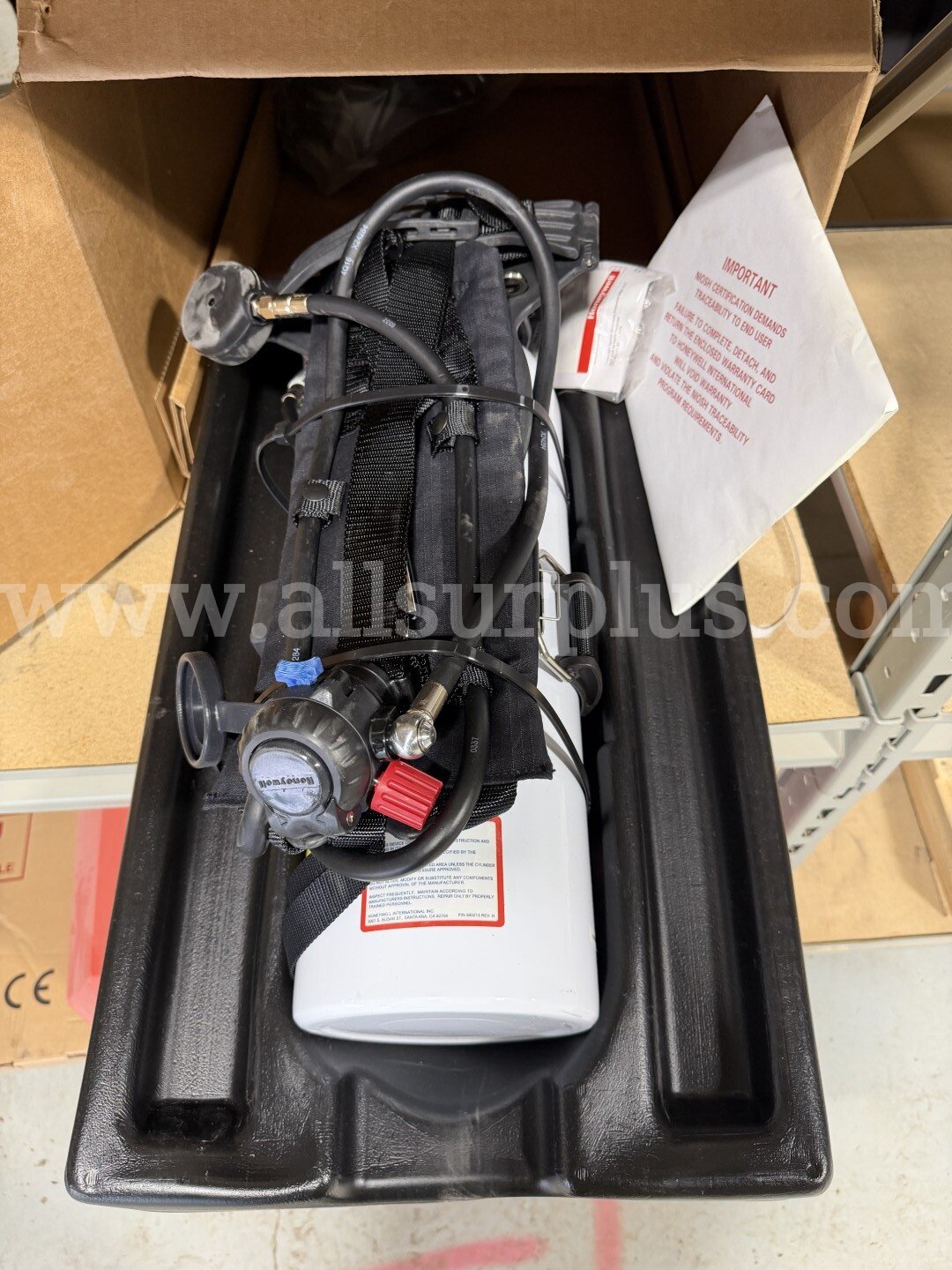 SCBA, Honeywell Survivair Cougar, Unused, Qty 4 Units Honeywell  Government Surplus Auction - Photo #3