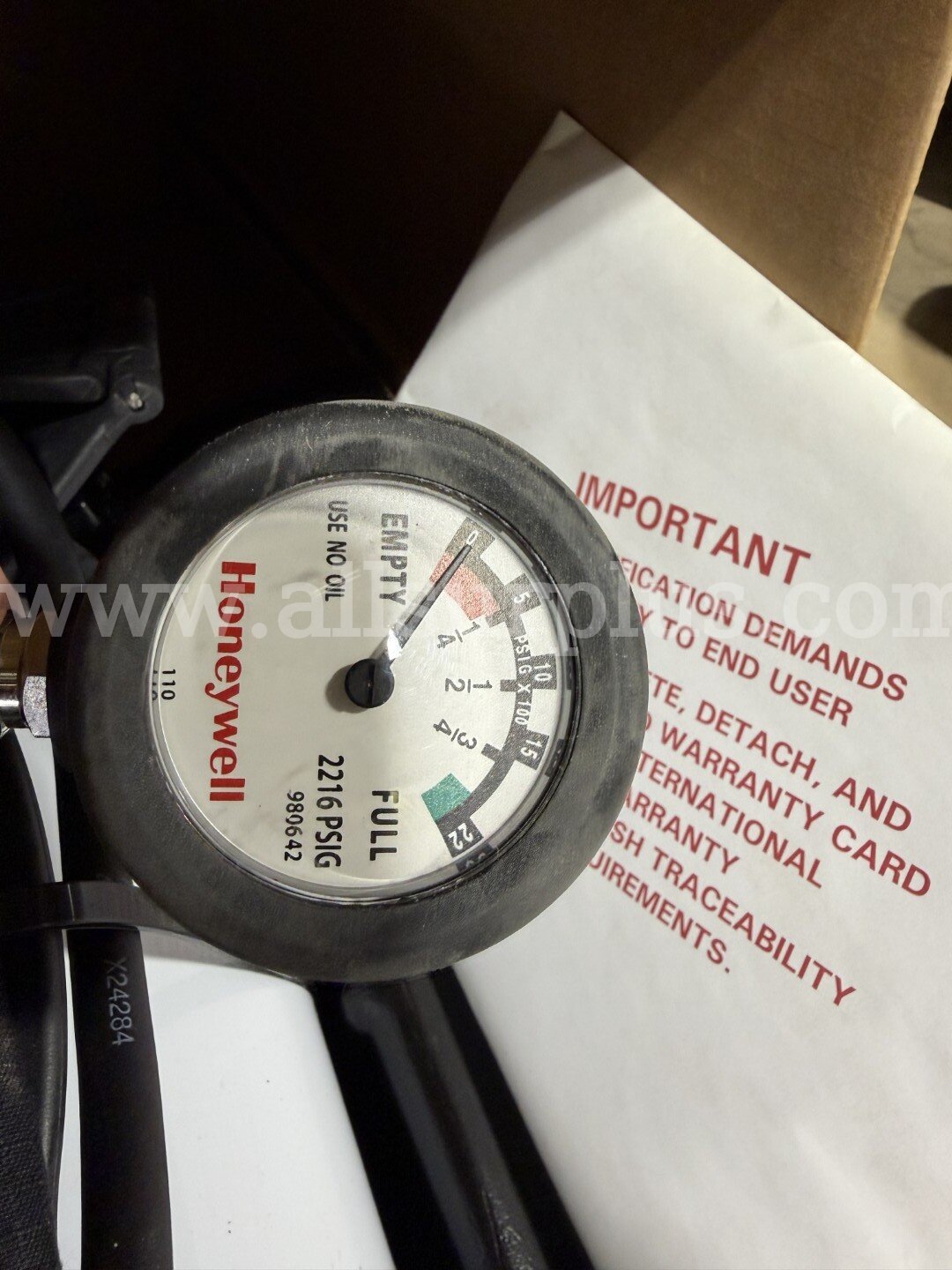 SCBA, Honeywell Survivair Cougar, Unused, Qty 4 Units Honeywell  Government Surplus Auction - Photo #5