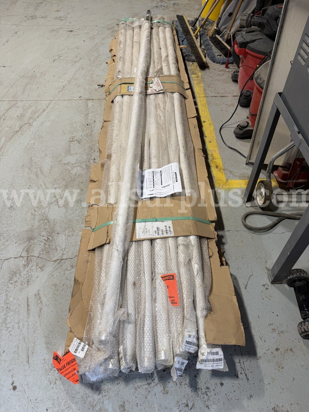 Antenna, OD9 VPOL Omni Antenna 900 to 928 MHz, Qty 9Pcs