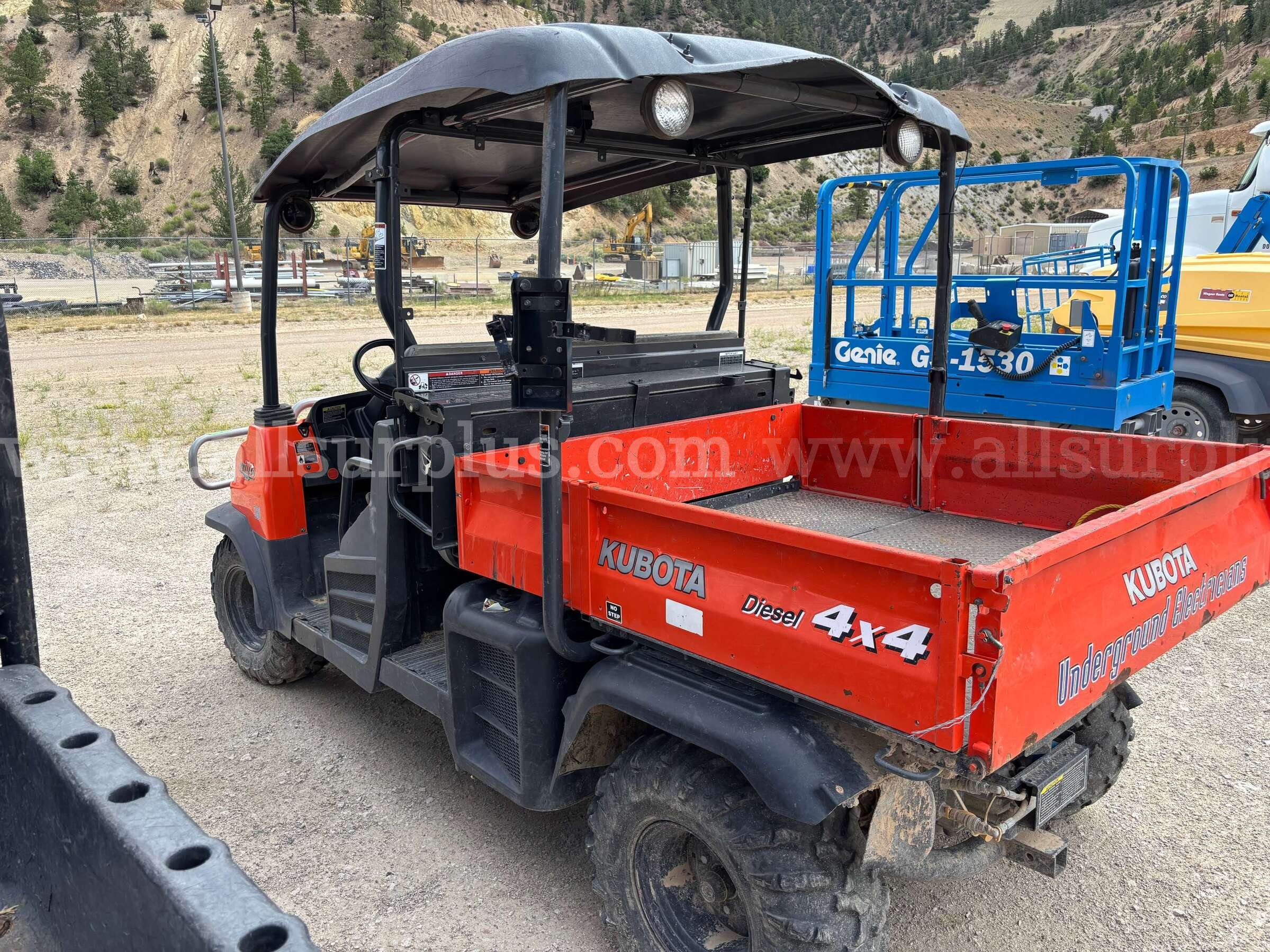 Kubota RTV1140CPX 4x4 diesel crew utility vehicle Kubota RTV1140CPX Government Surplus Auction - Photo #4