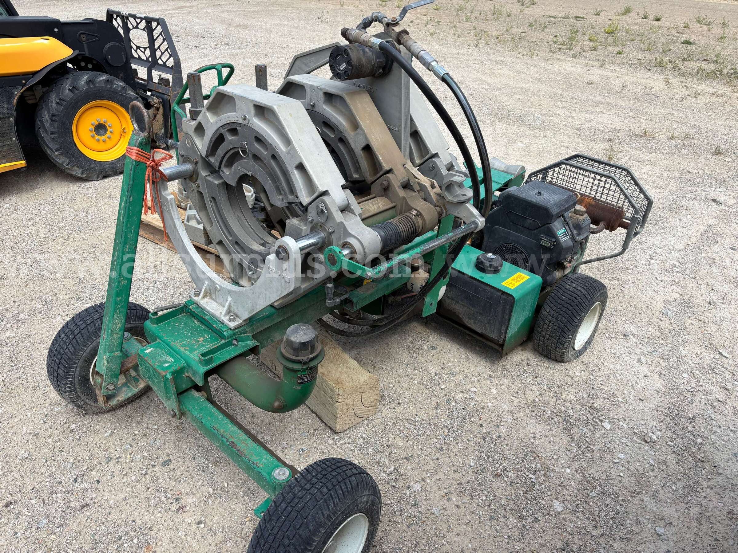 McElroy No.28, hydraulic pipe-fusion machine, with assorted reduction inserts McElroy fusion Government Surplus Auction - Photo #4