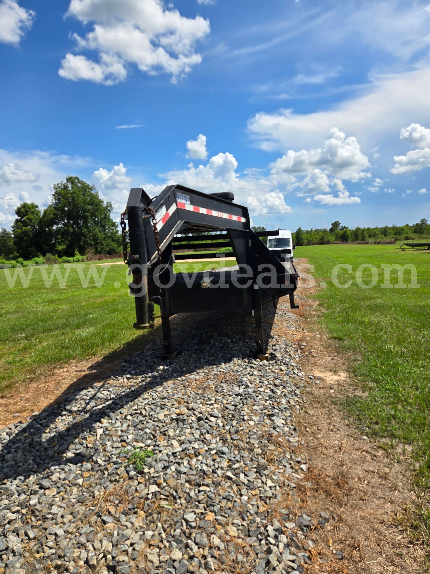 40ft gooseneck trailer PJTR  Government Surplus Auction - Photo #5