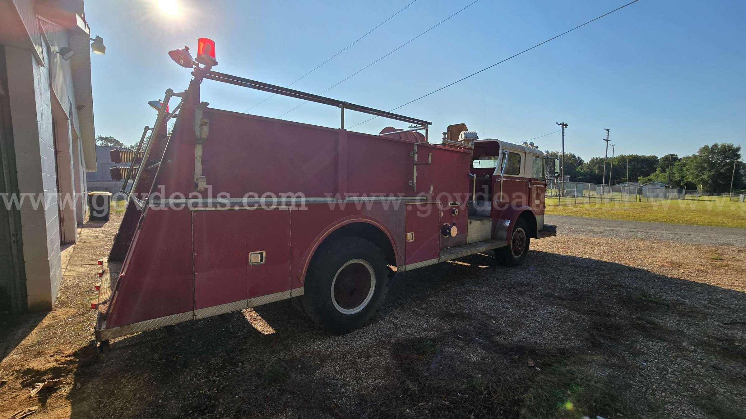 1962 Maxim F26270 Fire Truck Maxim Motor Co. F26270 Government Surplus Auction - Photo #4