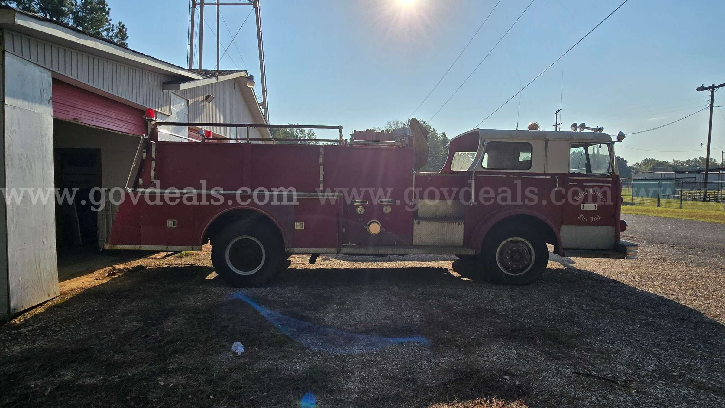 1962 Maxim F26270 Fire Truck Maxim Motor Co. F26270 Government Surplus Auction - Photo #5