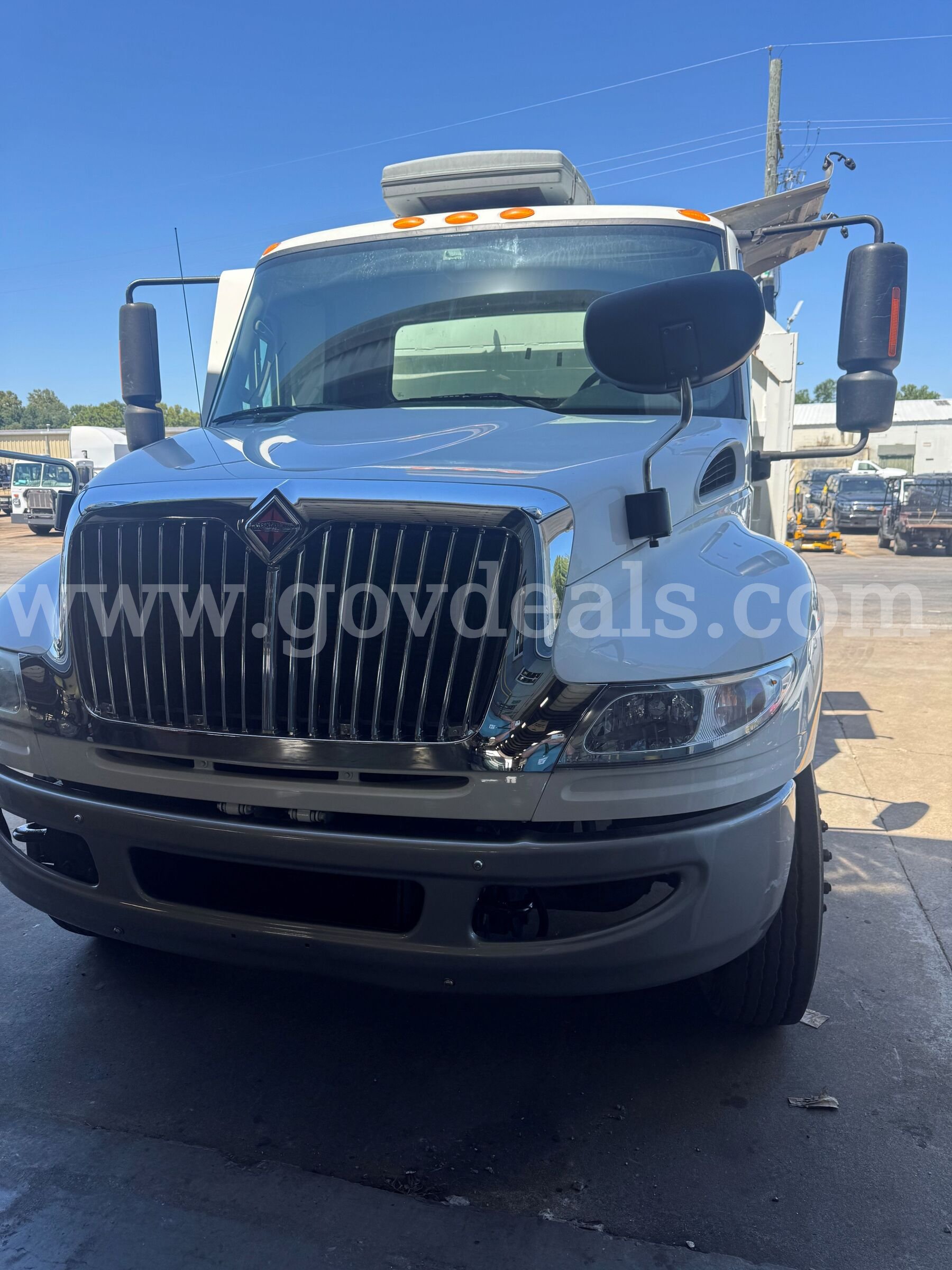 2019 International 7300 SFA #4038