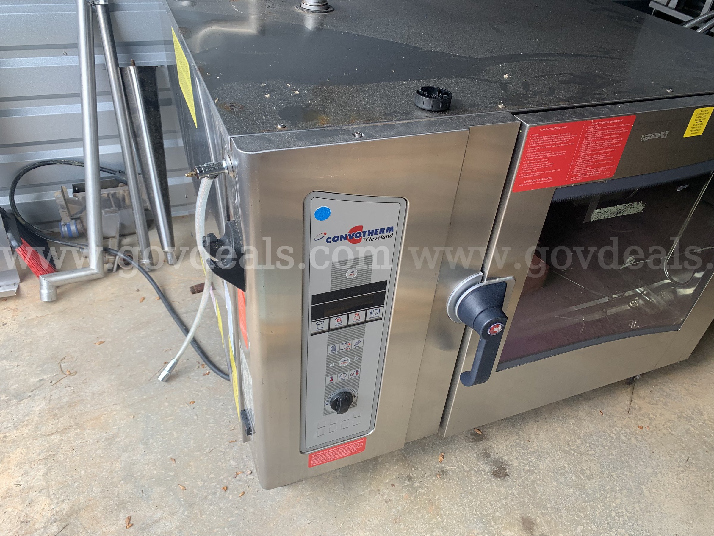 Convotherm combi oven - GAS   Government Surplus Auction - Photo #2