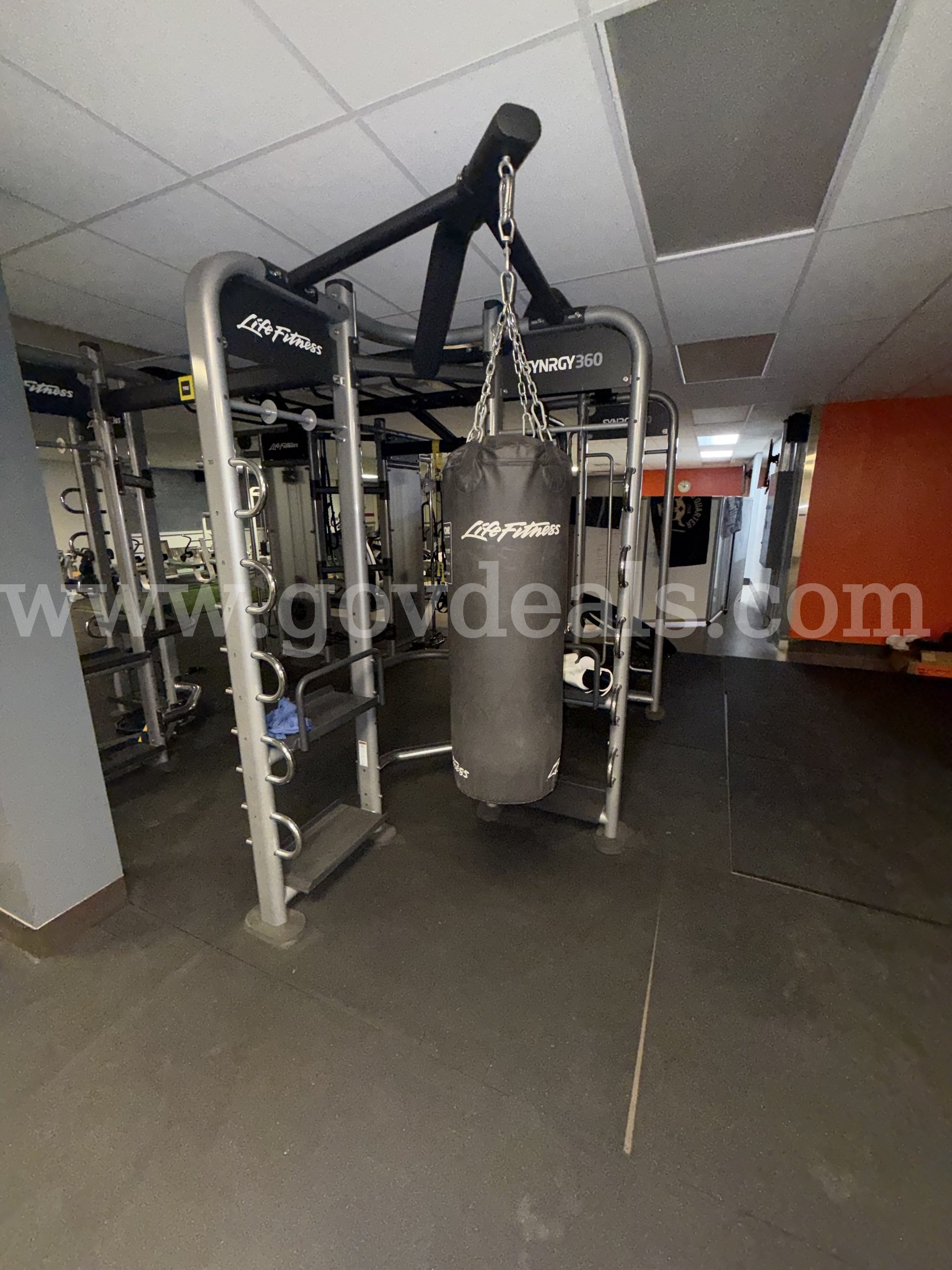 Life Fitness Synergy 360 XL Life Fitness 360 Government Surplus Auction - Photo #2
