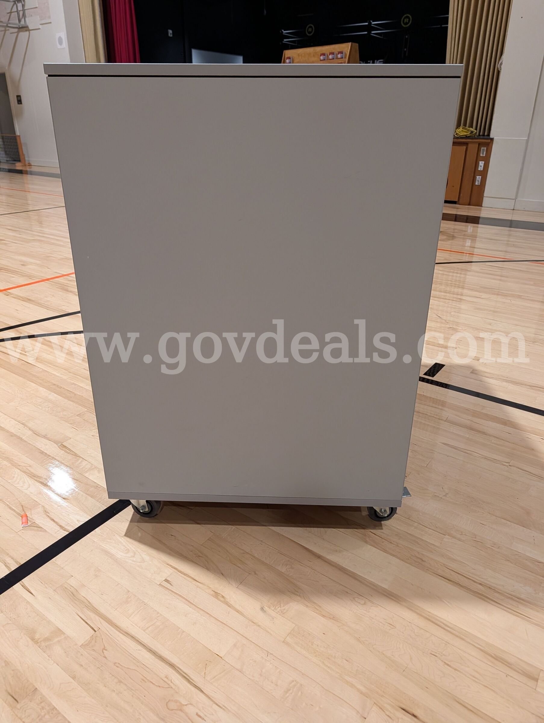 Lot of (2) Double-Sided Free Standing Lockers Cambridge G3348ML Government Surplus Auction - Photo #2