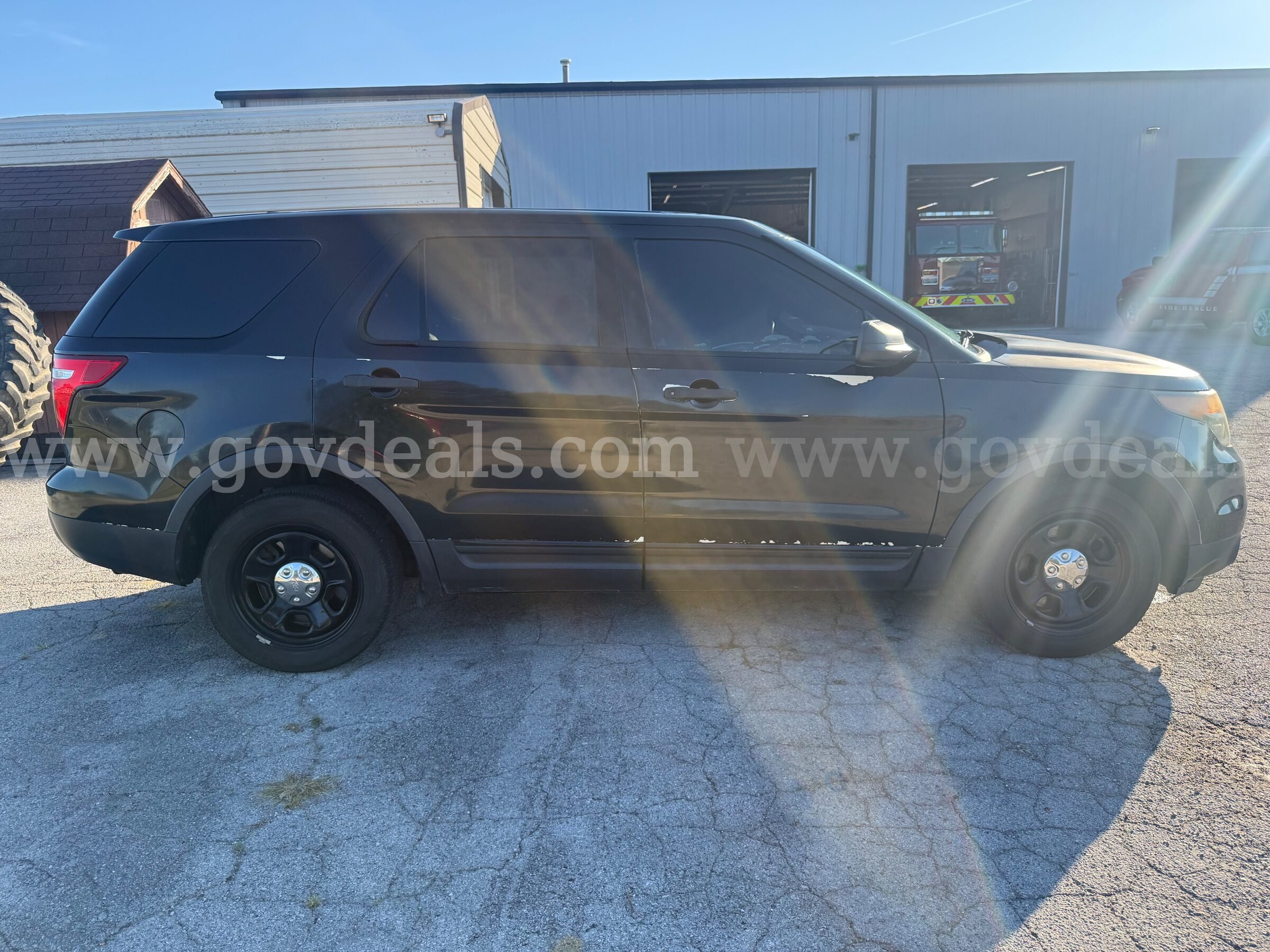 2014 Ford Explorer Police 4WD Ford Explorer Government Surplus Auction - Primary Photo