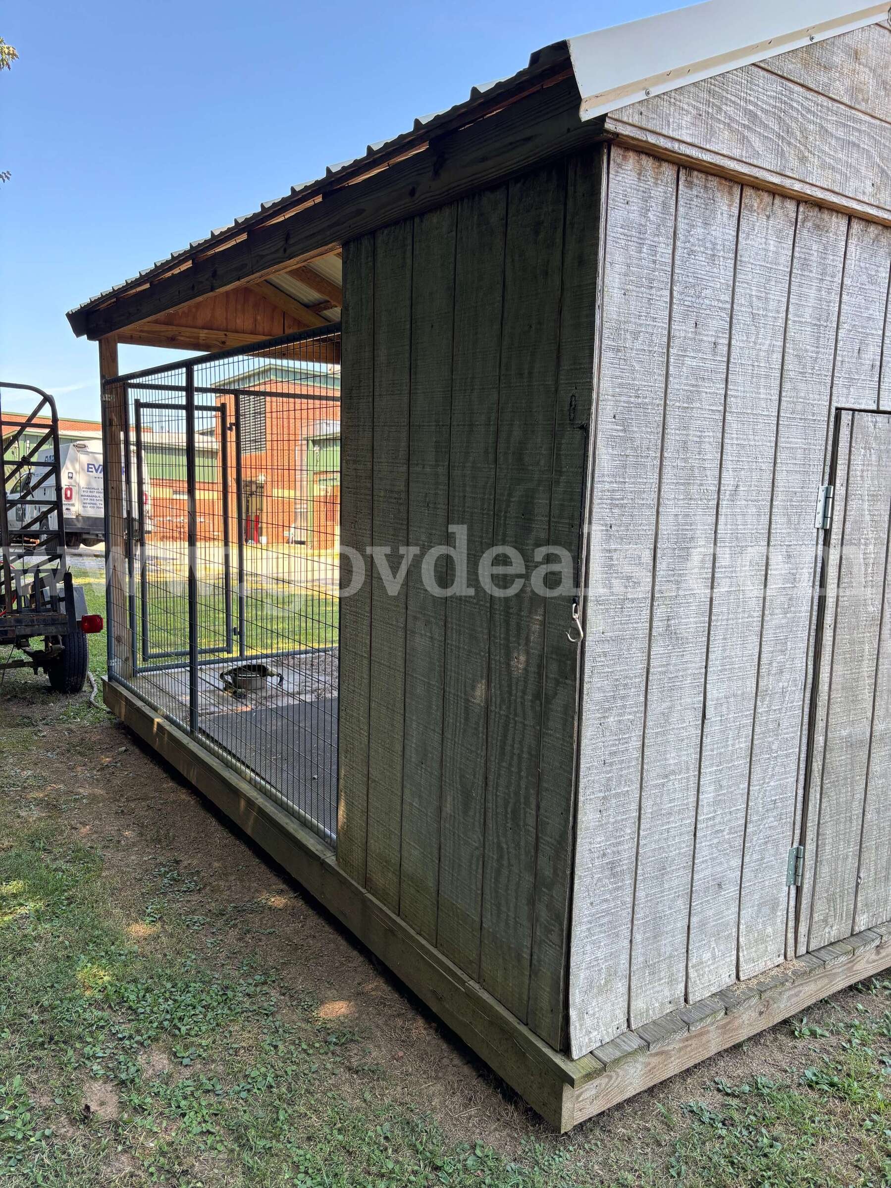 Custom Dog Kennel   Government Surplus Auction - Photo #3