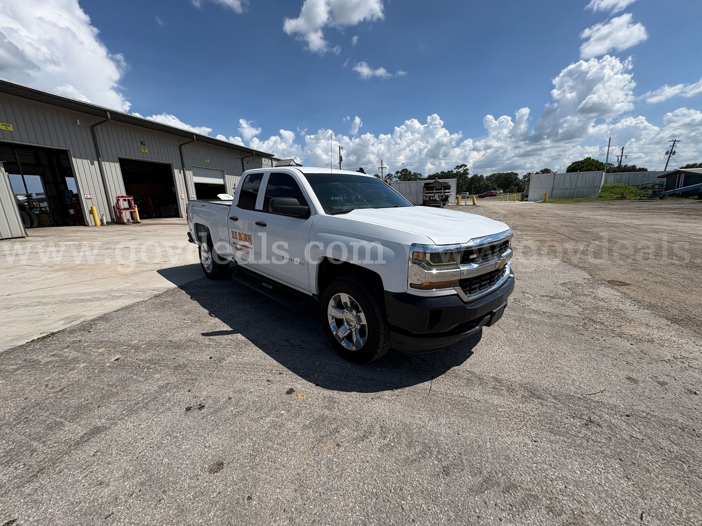 2018 Chevrolet Silverado 1500 Extended Cab Pickup Chevrolet Silverado Government Surplus Auction - Photo #2