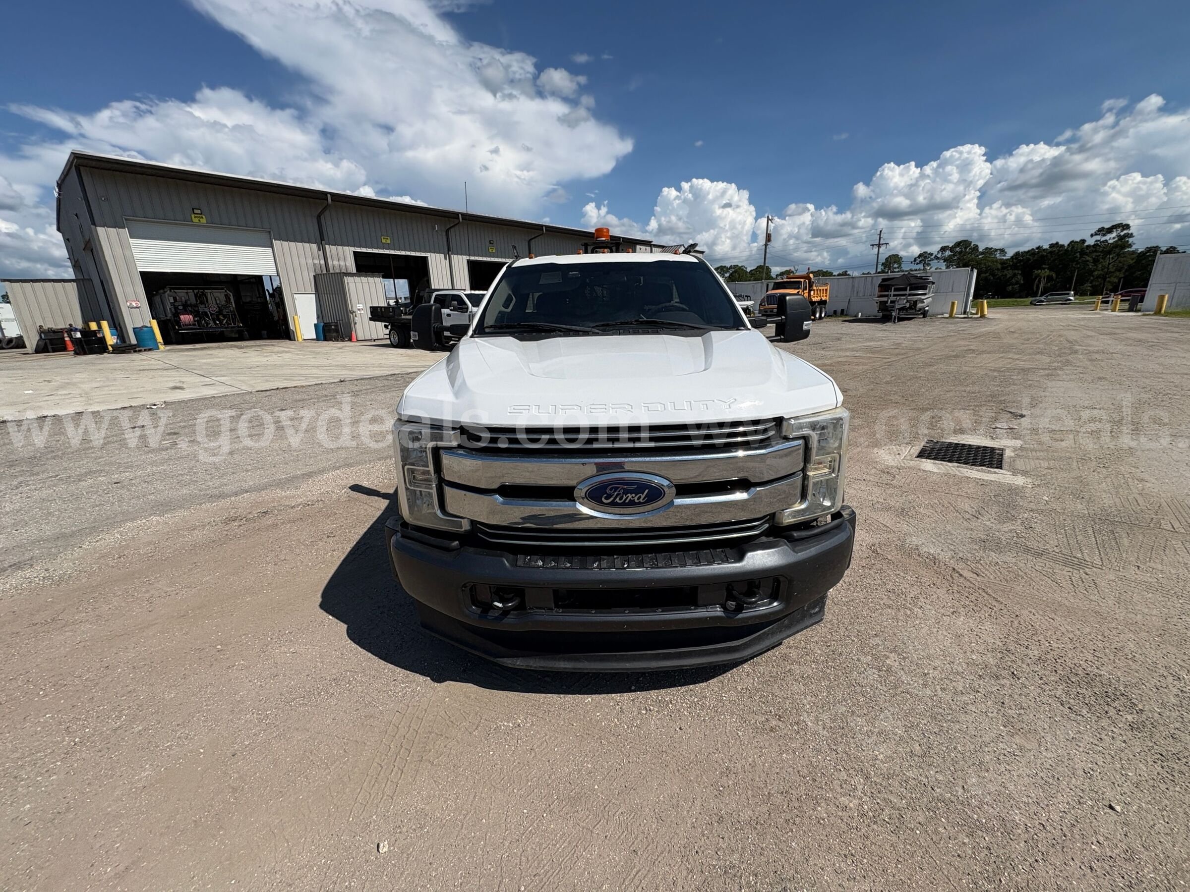 2018 Ford F-350 SD XL 2WD Service Truck Ford F-350 Government Surplus Auction - Photo #5