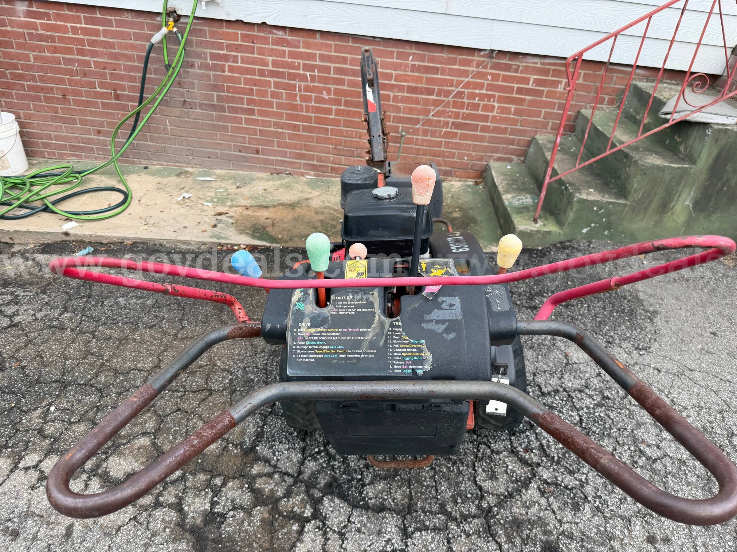 2006 Ditch Witch 1230 Walk-Behind Trencher Ditchwitch 1230 Government Surplus Auction - Photo #5