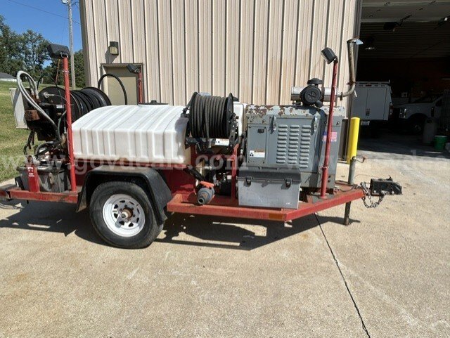 Sparton Commercial Trailer-Mounted Sewer Jetter Sparton 798 Government Surplus Auction - Primary Photo