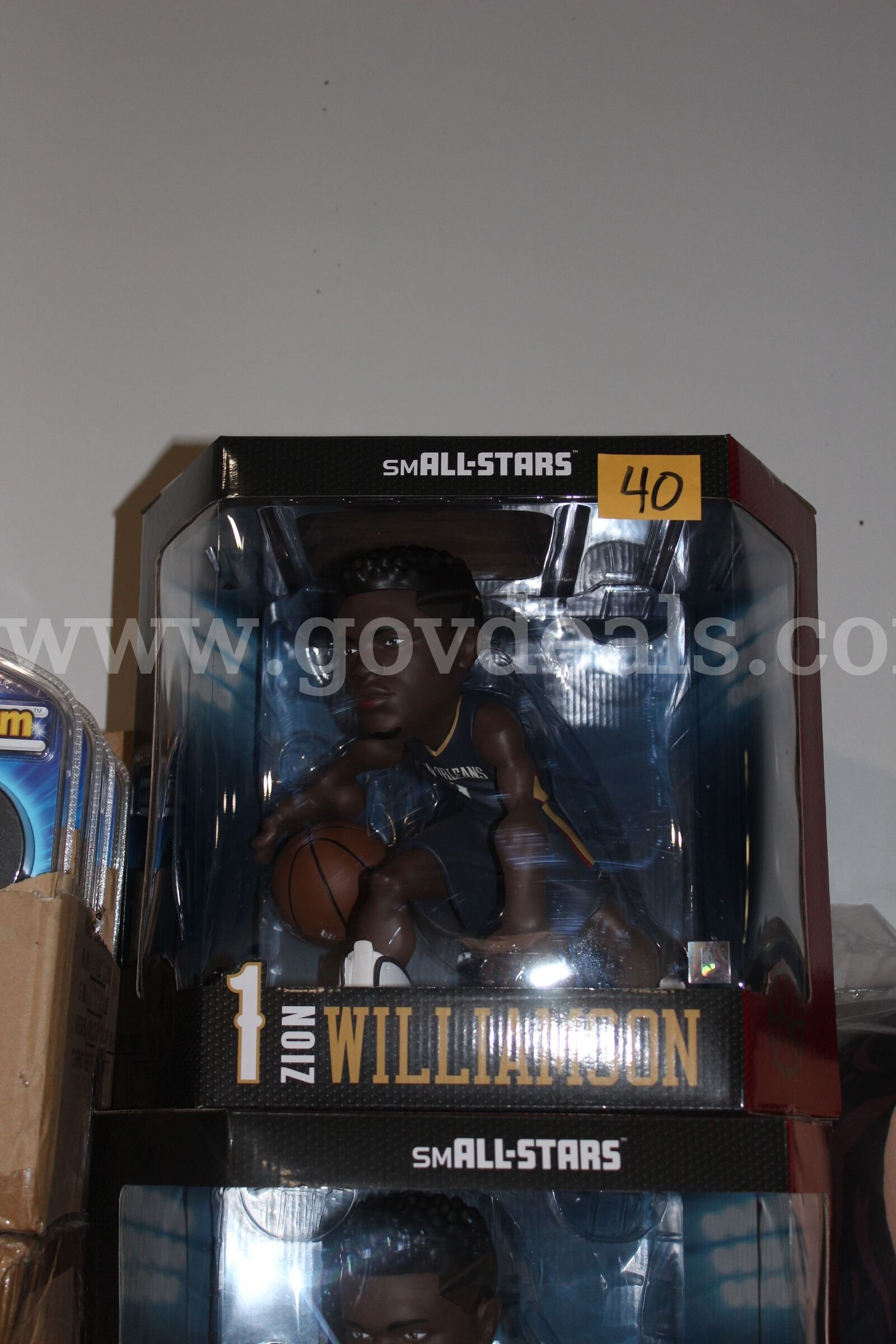 Brand new Excite Small-Stars New Orleans Pelicans #1 Zion Williamson Collectible 11" Figure
