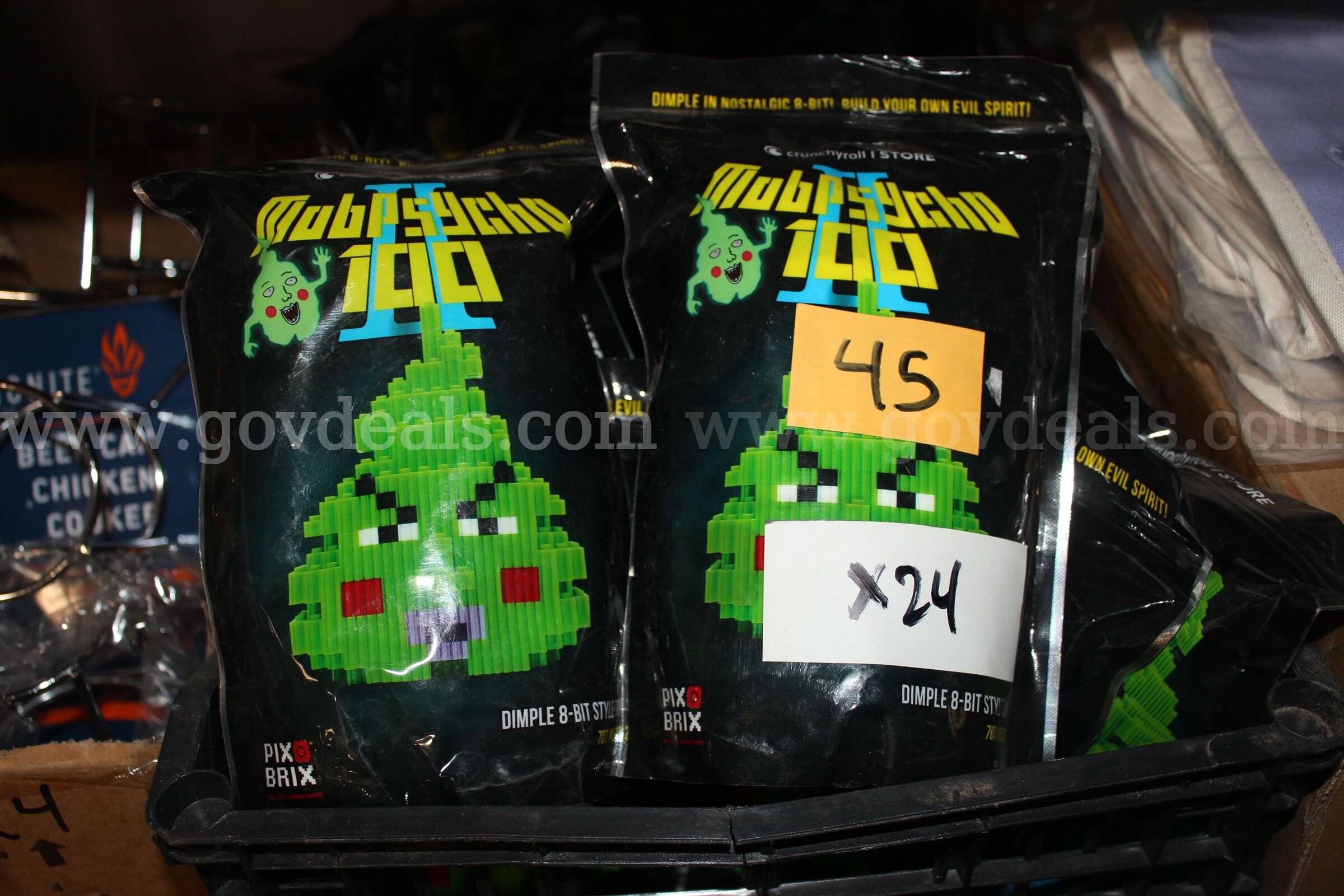 Pix Brix Crunchyroll Mobpsycho Dimple 8-Bit Style Toy 707Pcs Green