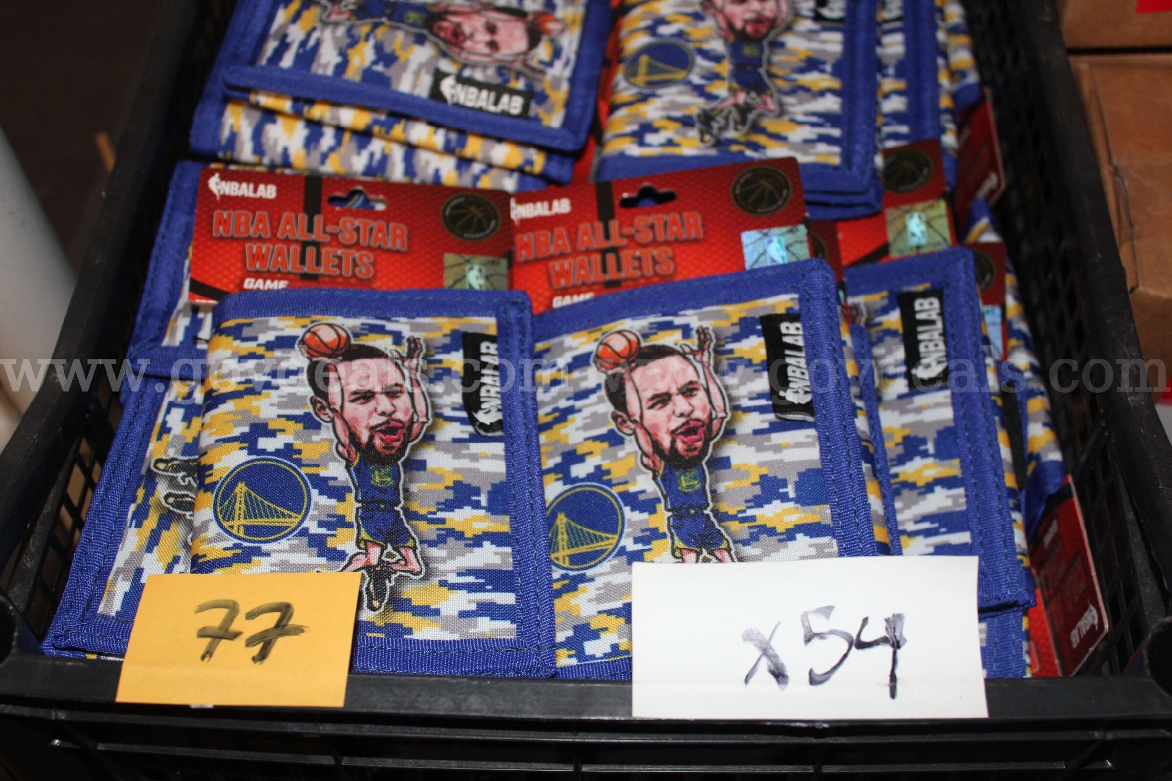 Nbalab All Star Wallets Golden State Warriors Stephen Curry Velcro Wallet Yellow & Blue Camo Color, 54 units.