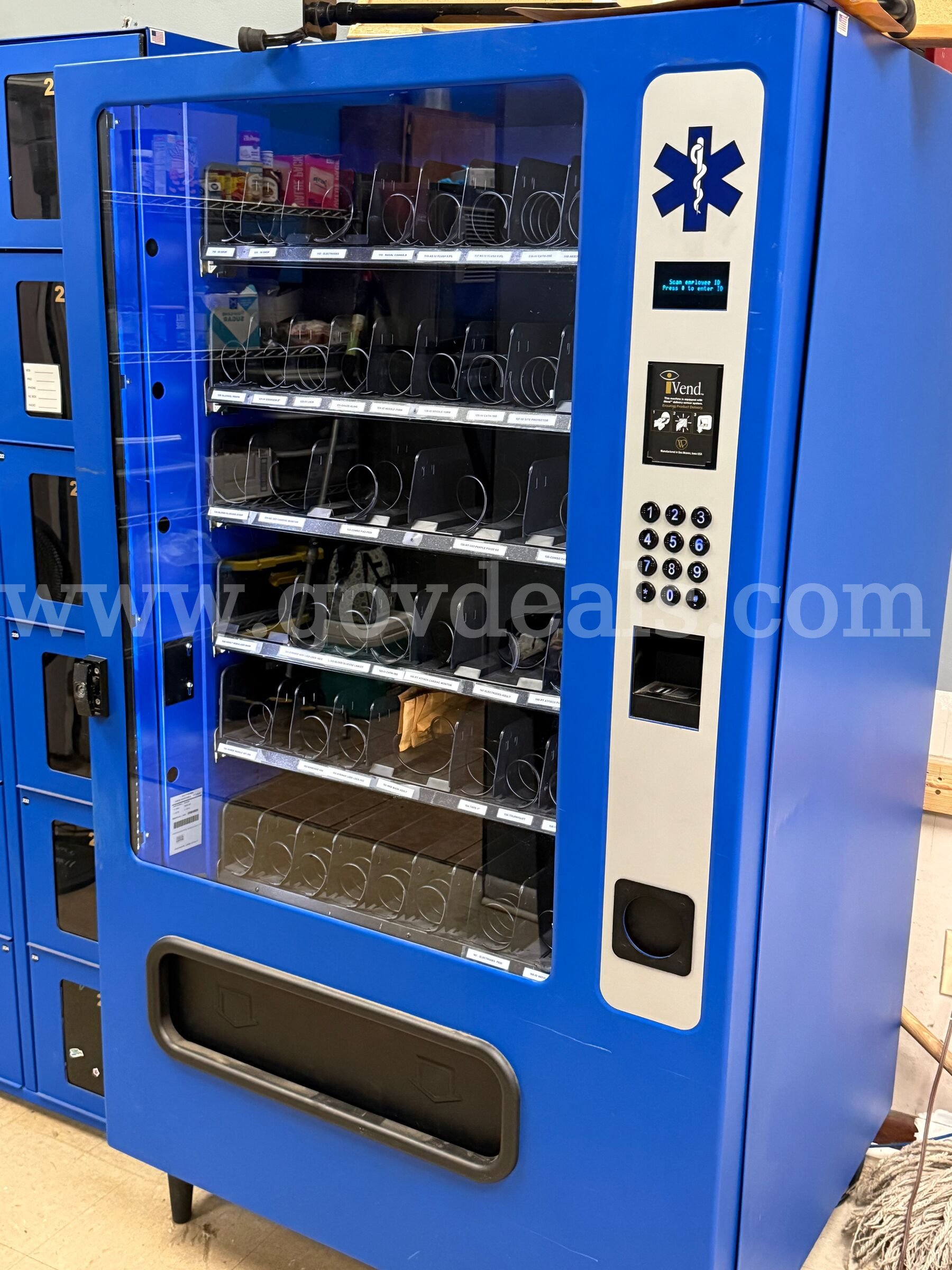 medical vending machine and lockers Ivend  Government Surplus Auction - Photo #2