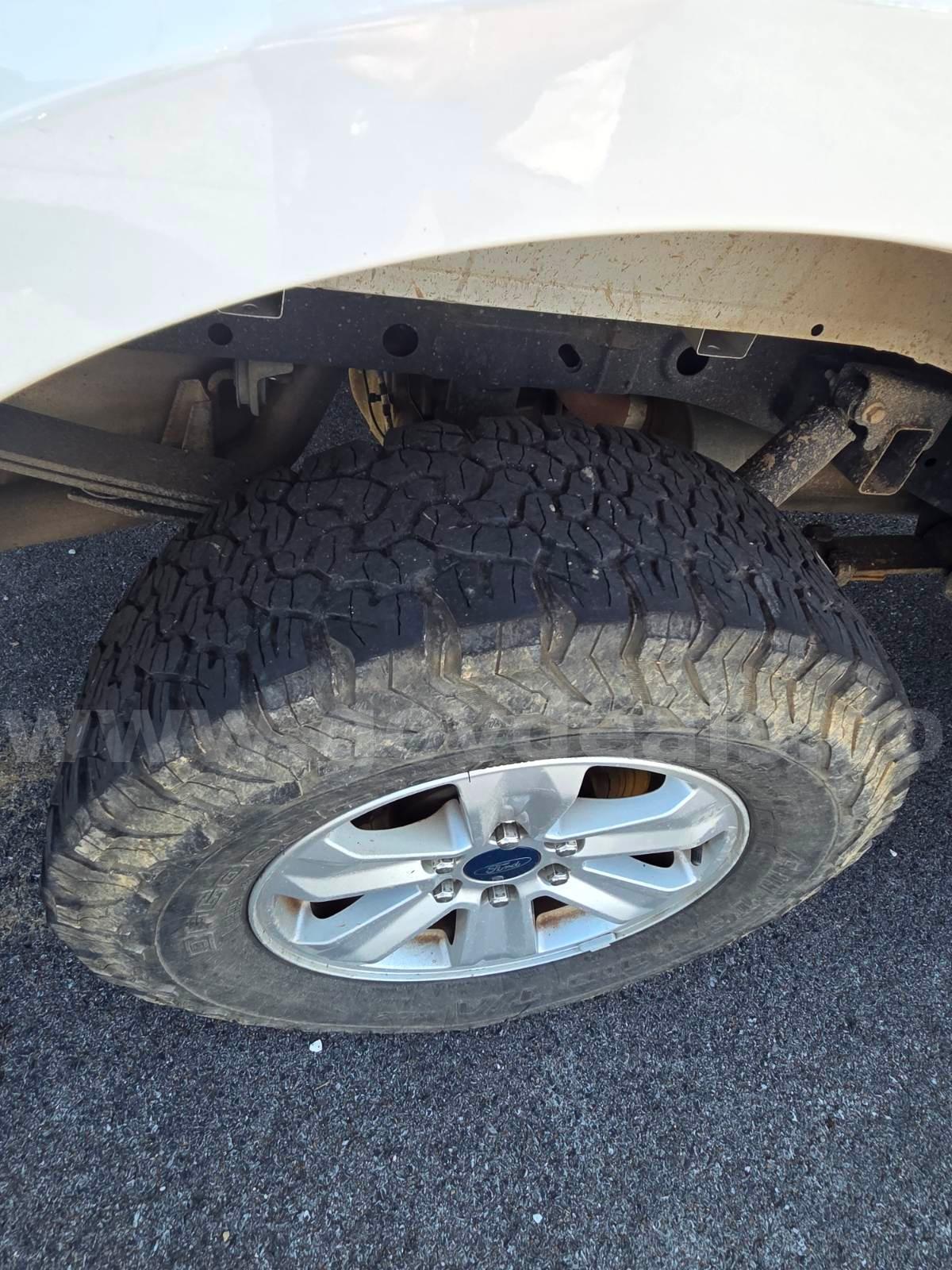 2020 Ford F-150 XL SuperCab 6.5-ft. Bed 4WD Ford F-150 Government Surplus Auction - Photo #3