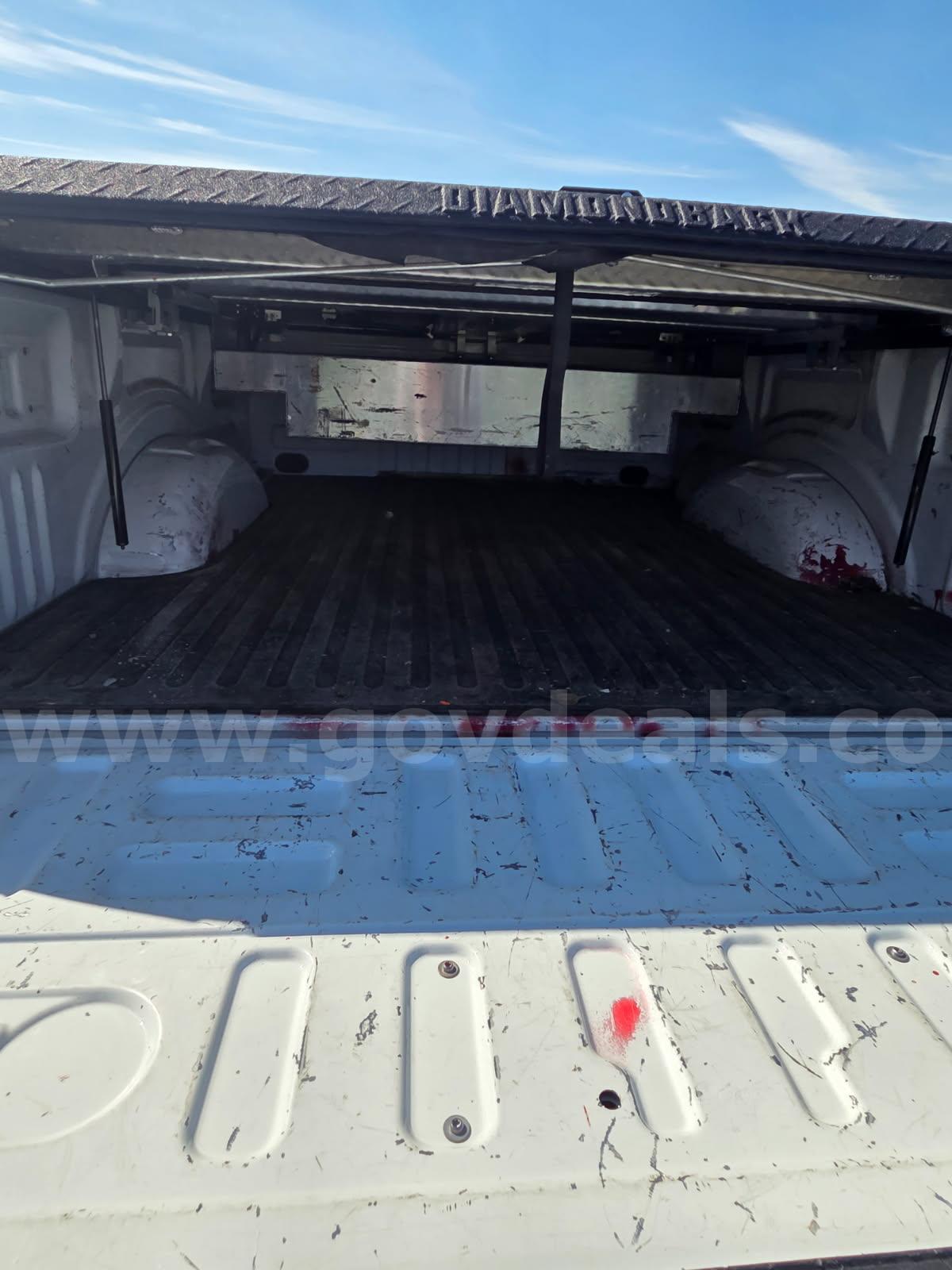 2020 Ford F-150 XL SuperCab 6.5-ft. Bed 4WD Ford F-150 Government Surplus Auction - Photo #4