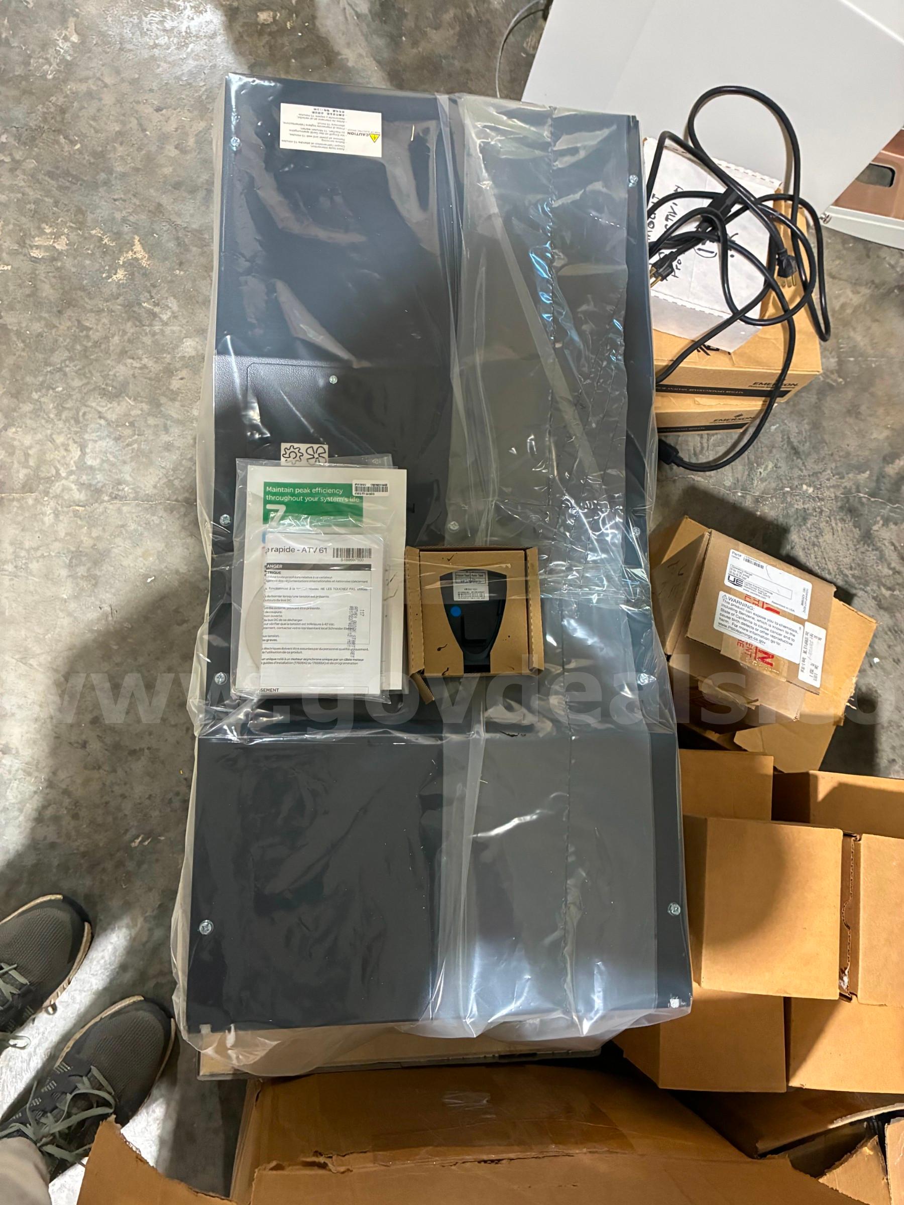 Schneider ATV 61 Variable Frequency Drive (VFD) 350 HP