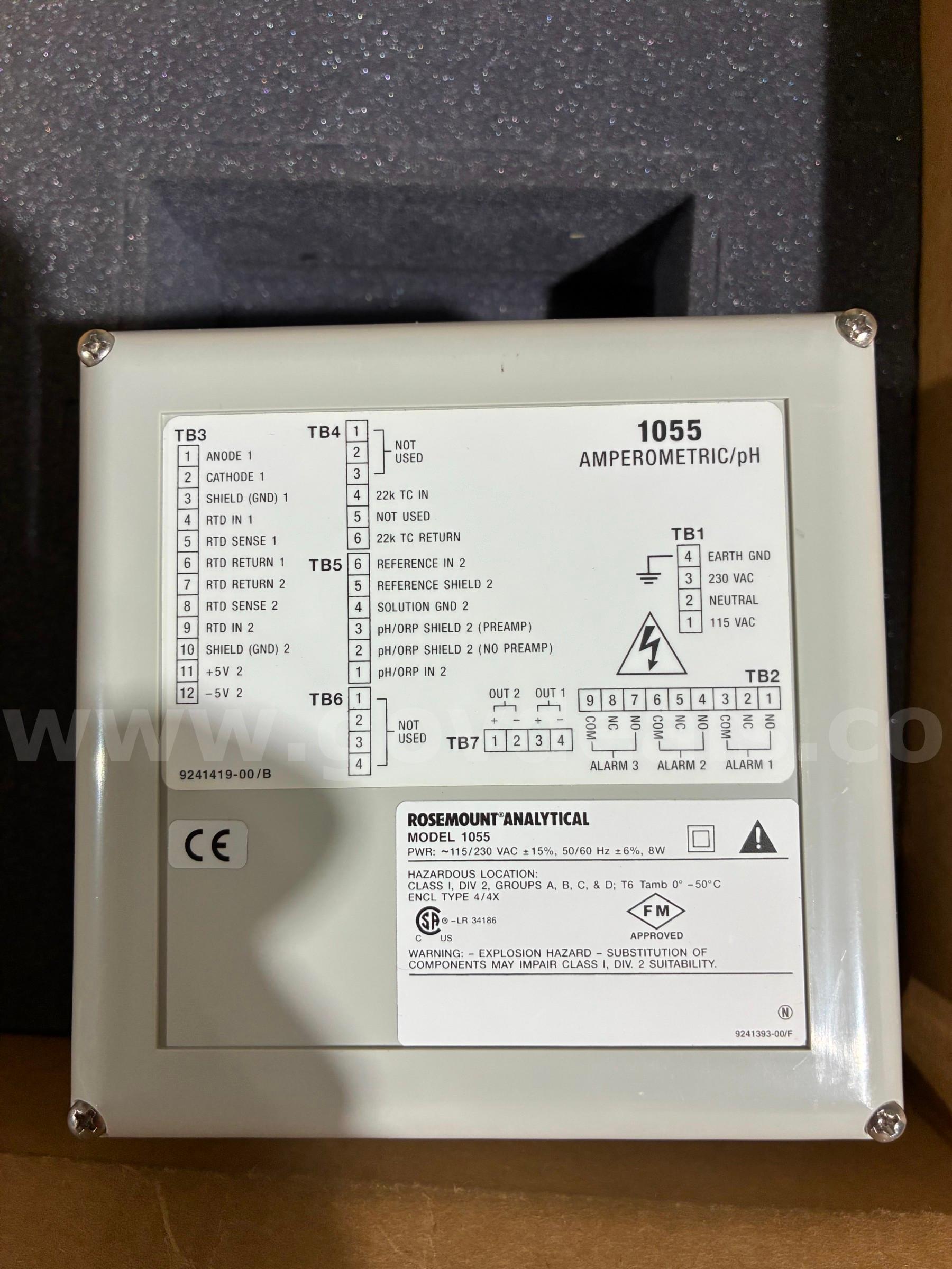 Rosemount Model 1055 pH Analyzer Rosmeount 1055 Government Surplus Auction - Photo #3