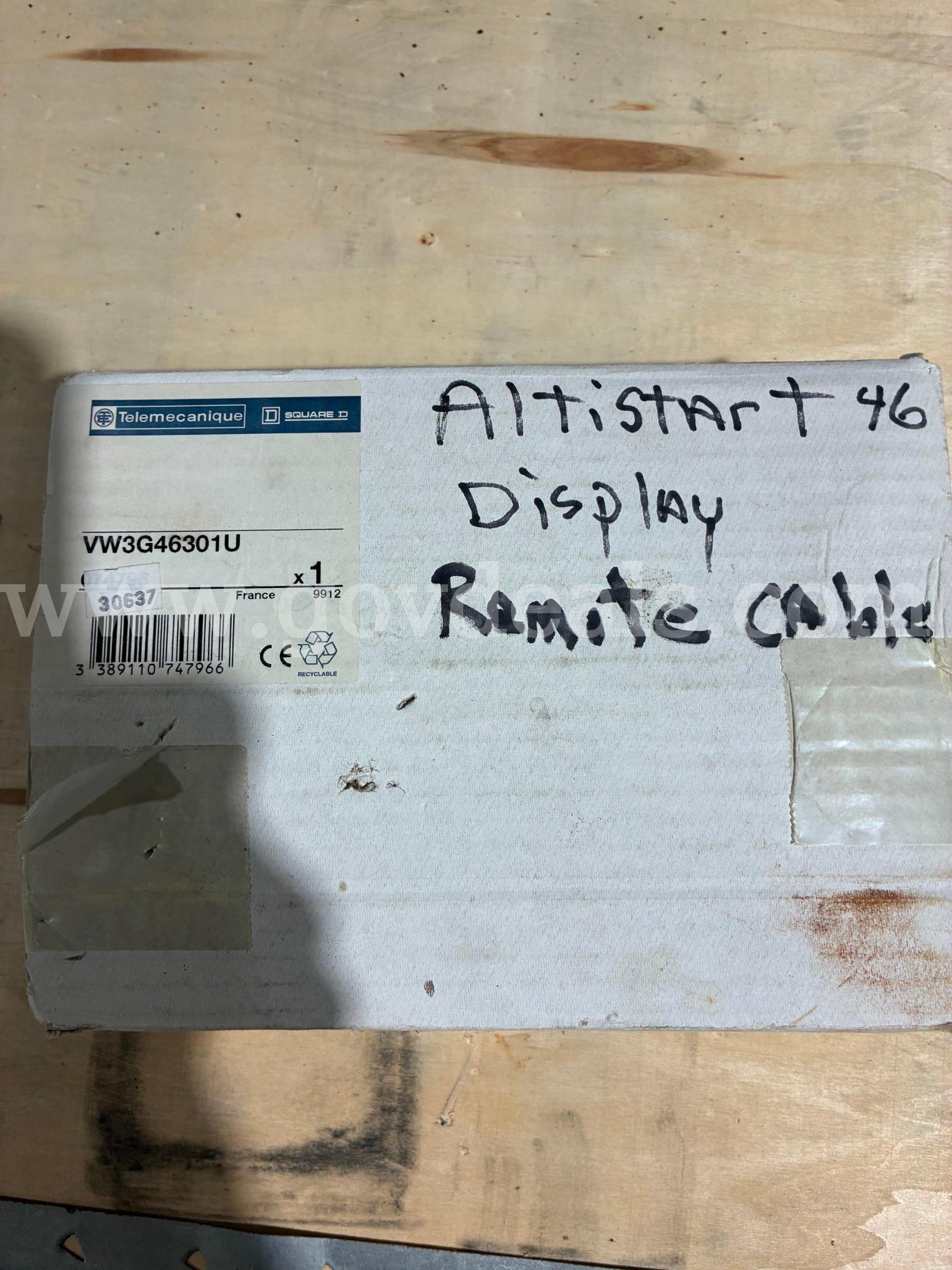 Telemecanique ATS 46 display and cable Telem VW3G46301U Government Surplus Auction - Photo #4