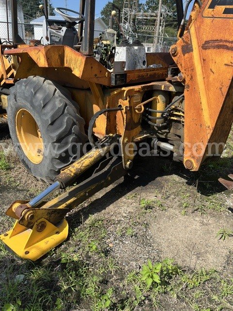 1988 JCB 1400B Backhoe JCB 1400B Government Surplus Auction - Photo #2